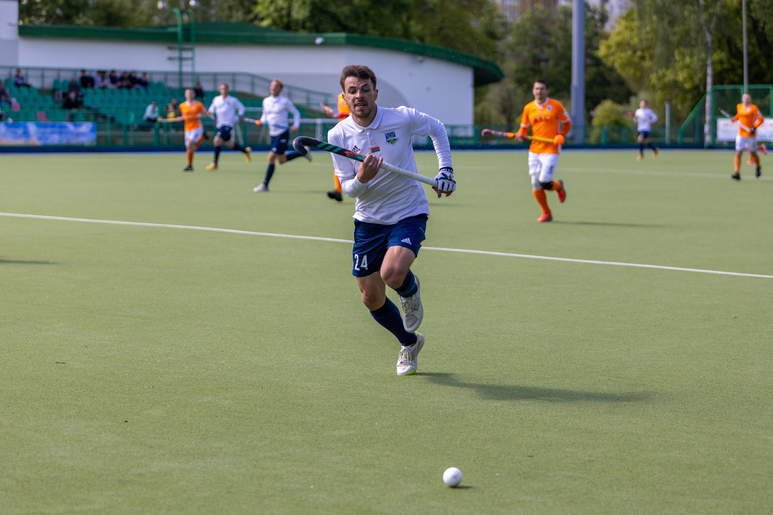 Хоккей на траве. ХК Минск — СК Строитель 12.05.2024. Профессиональный интерьерный и репортажный фотограф Минск и РБ. Максим Орлов