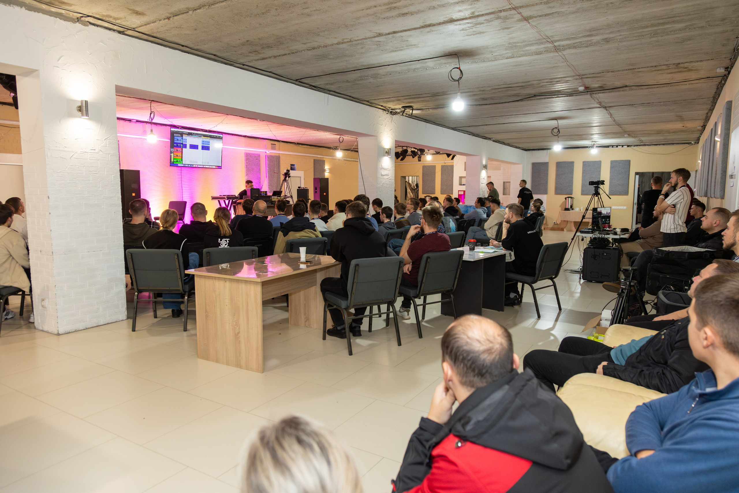 Конференция Medialive 2024. День второй. Профессиональный интерьерный и репортажный фотограф Минск и РБ. Максим Орлов