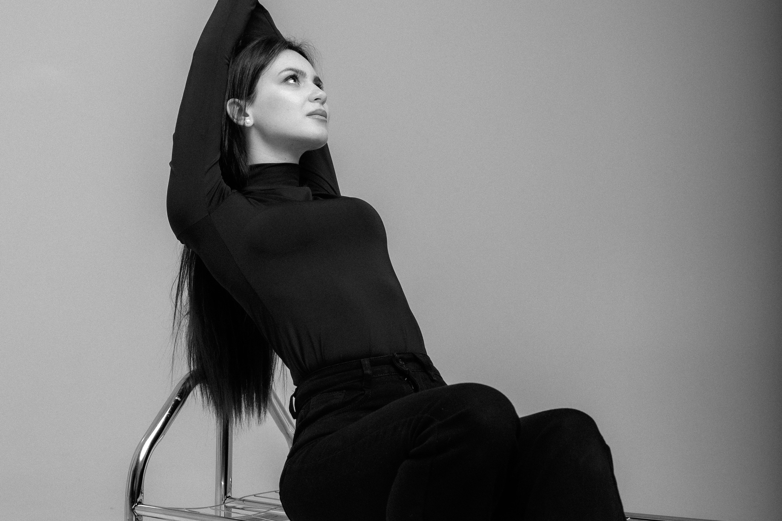 Настя (студийная на циклораме). Профессиональный интерьерный и репортажный фотограф Минск и РБ. Максим Орлов