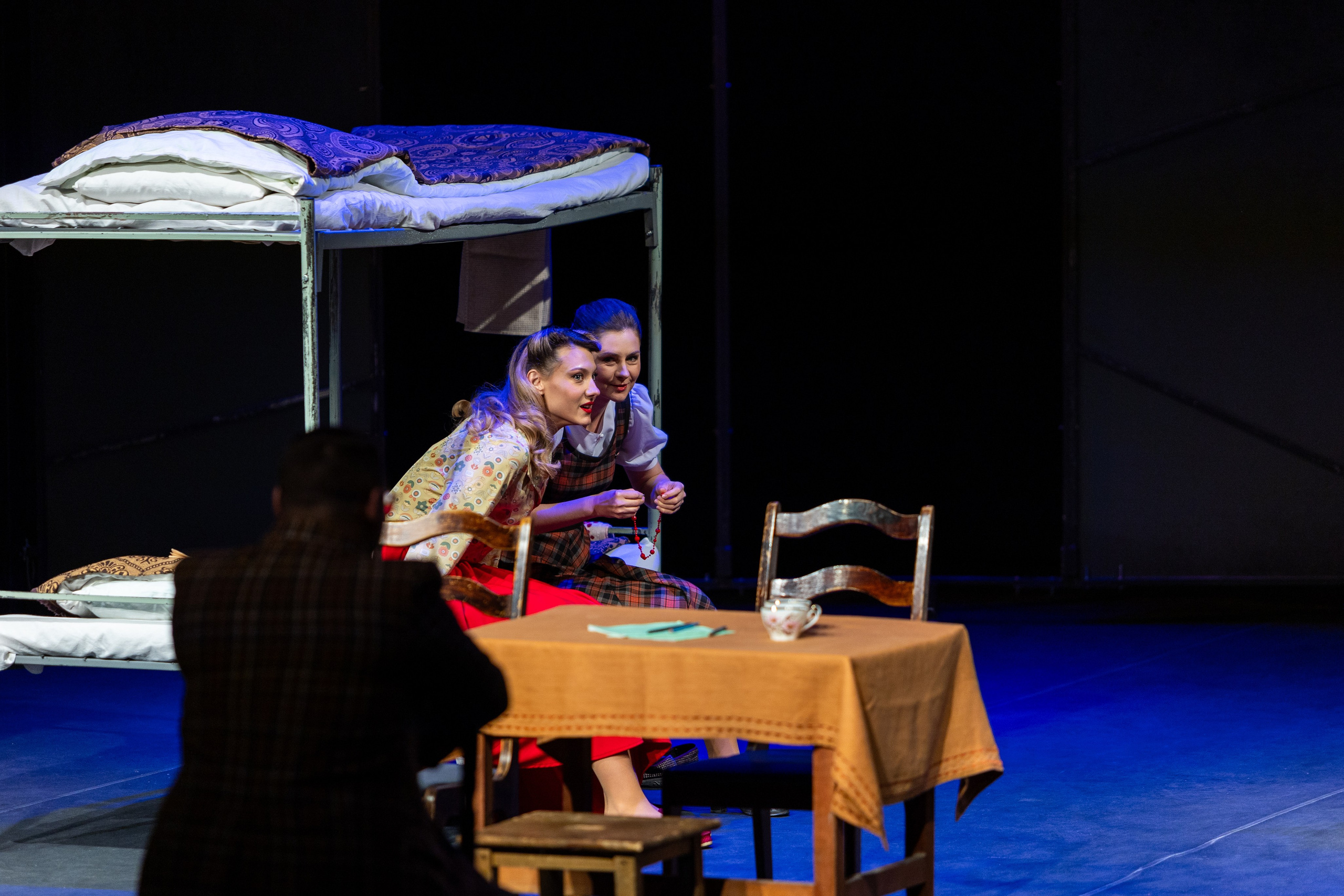 Новый театр «Фабричная девчонка». Профессиональный интерьерный и репортажный фотограф Минск и РБ. Максим Орлов