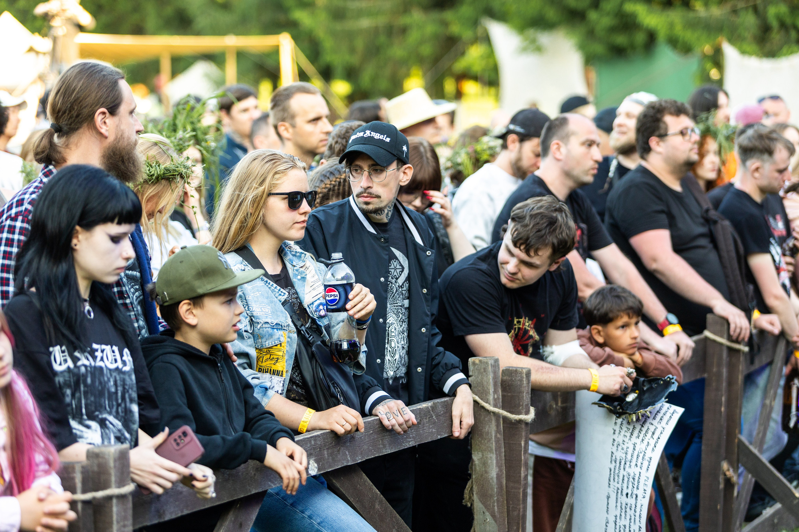 Свята сонца. Профессиональный интерьерный и репортажный фотограф Минск и РБ. Максим Орлов