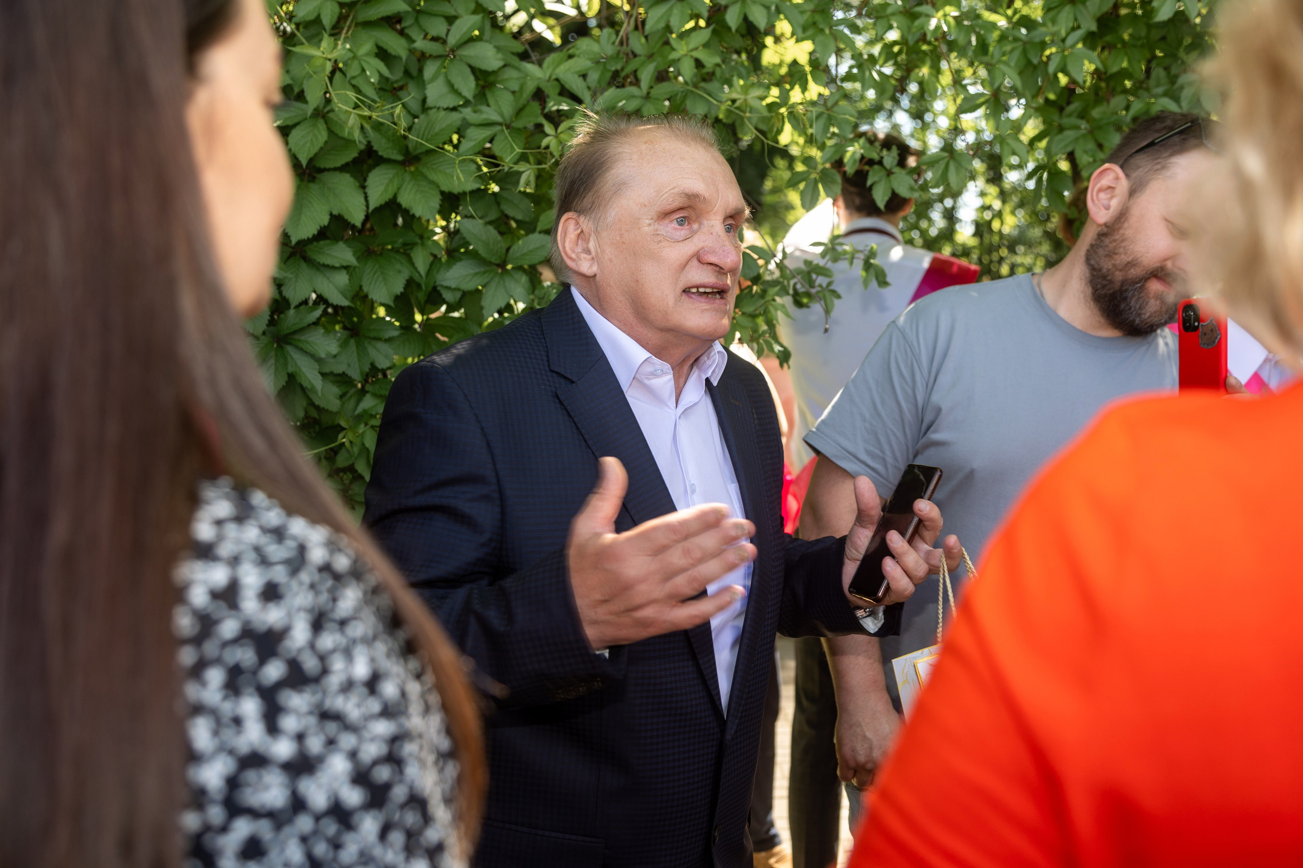 Школа 47. Последний звонок. Профессиональный интерьерный и репортажный фотограф Минск и РБ. Максим Орлов