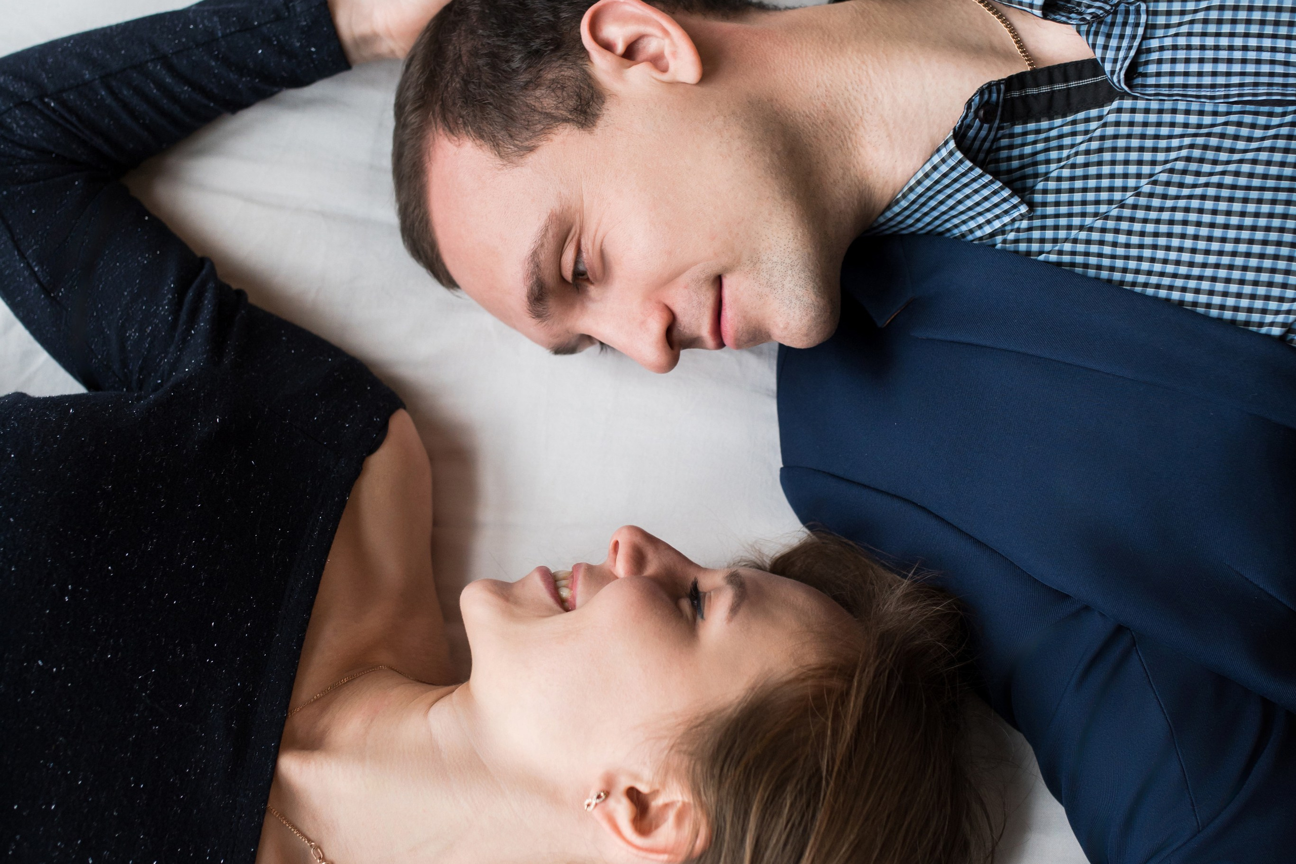 Love story Ильи и Кати. Профессиональный интерьерный и репортажный фотограф Минск и РБ. Максим Орлов