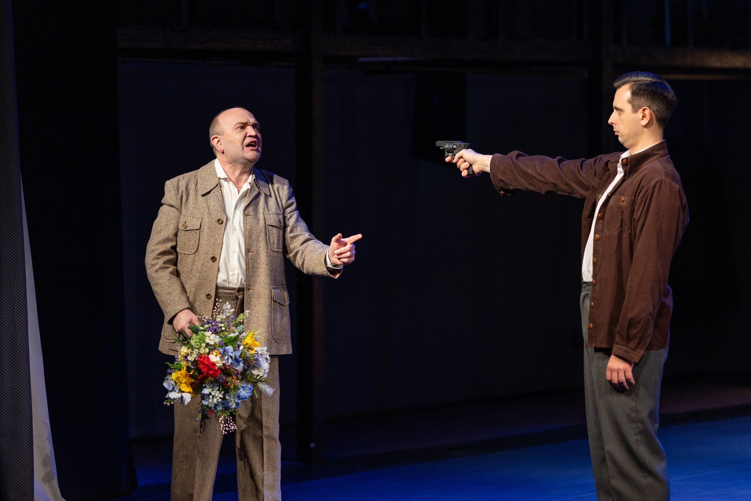 Новый театр «Плачу за любовь». Профессиональный интерьерный и репортажный фотограф Минск и РБ. Максим Орлов