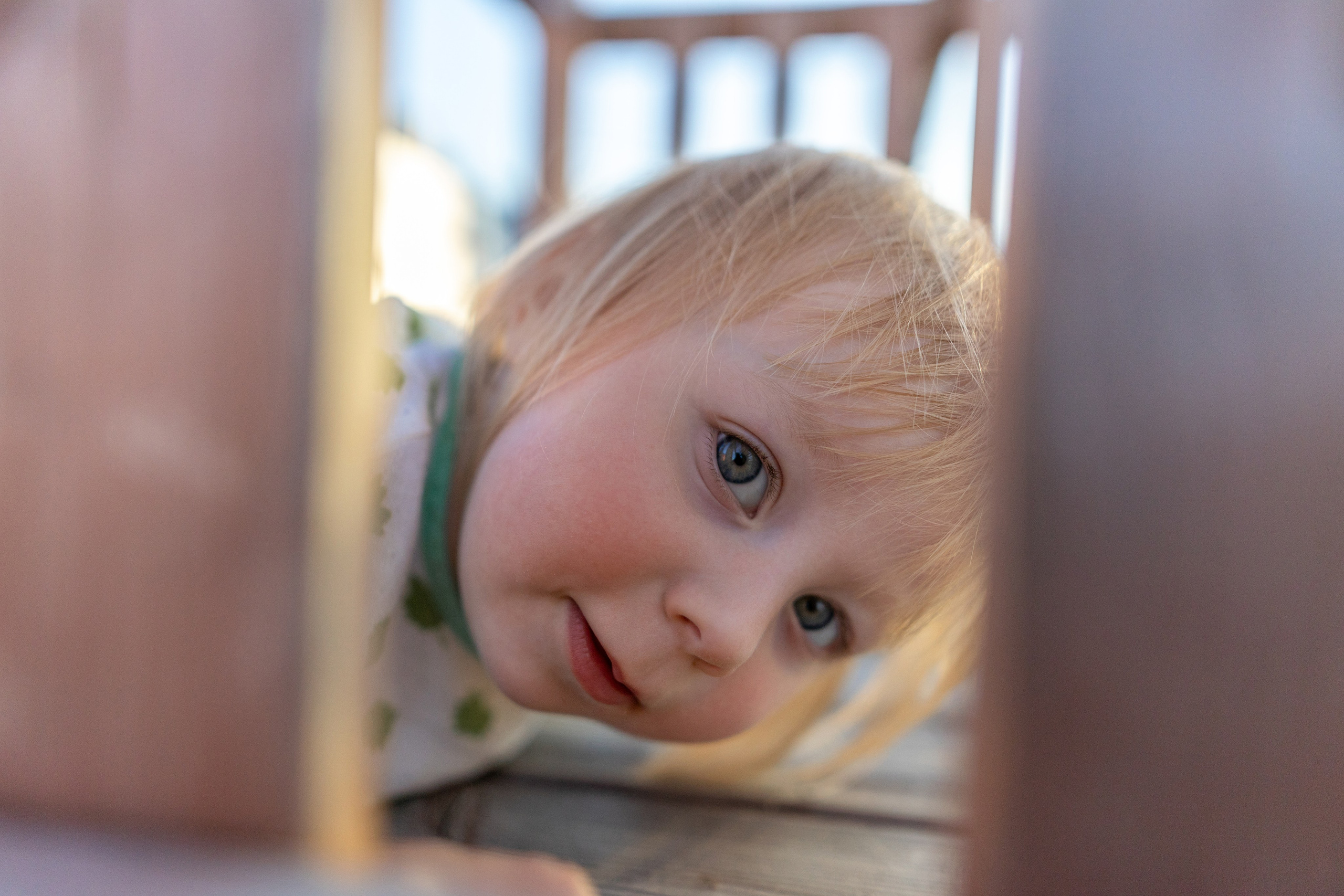 Детская живая фотосессия. Профессиональный интерьерный и репортажный фотограф Минск и РБ. Максим Орлов