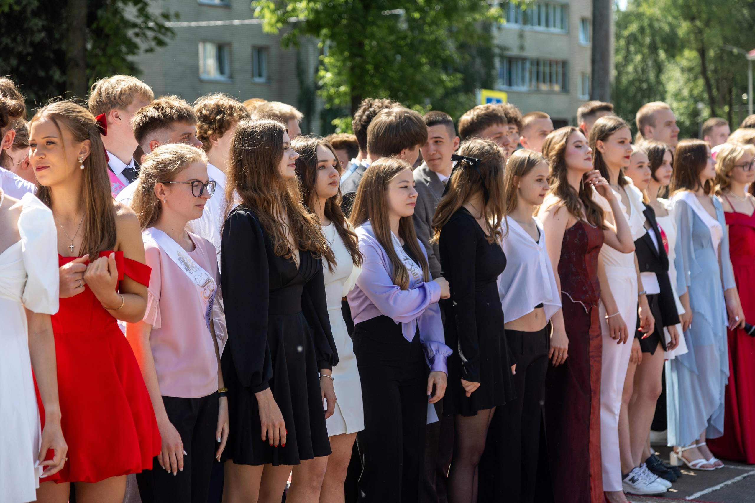 Школа 47. Последний звонок. Профессиональный интерьерный и репортажный фотограф Минск и РБ. Максим Орлов