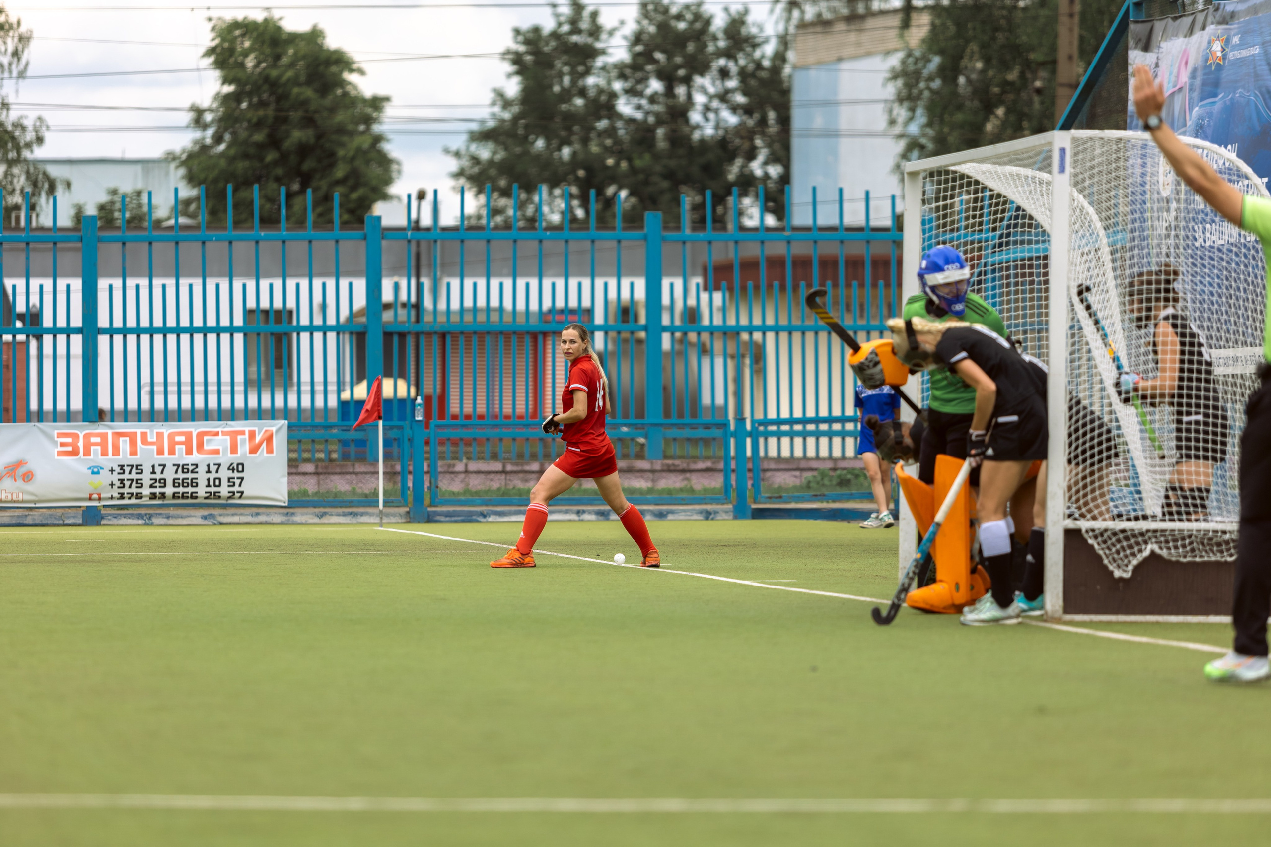 Хоккей на траве. Девушки. Минск — Виктория. 16.06.2024. Профессиональный интерьерный и репортажный фотограф Минск и РБ. Максим Орлов