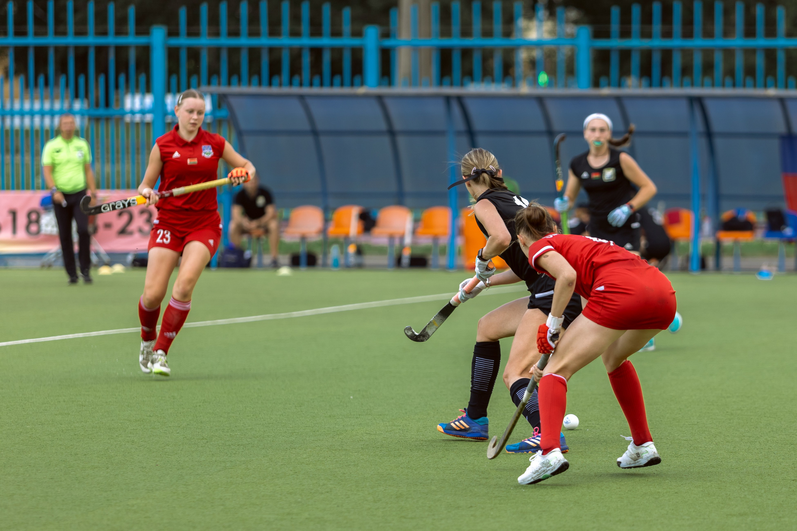 Хоккей на траве. Девушки. Минск — Виктория. 16.06.2024. Профессиональный интерьерный и репортажный фотограф Минск и РБ. Максим Орлов