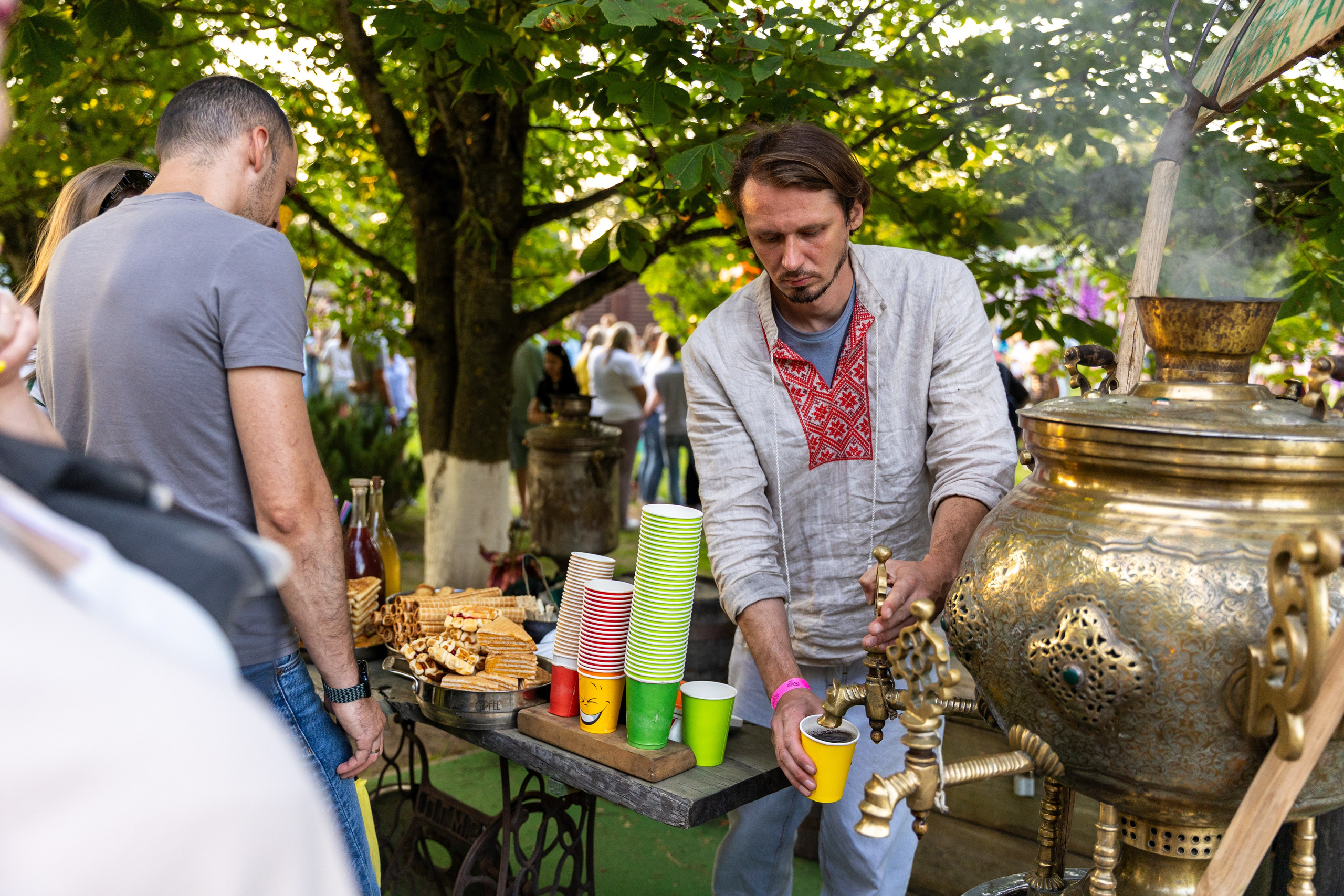 Дискохит. Профессиональный интерьерный и репортажный фотограф Минск и РБ. Максим Орлов