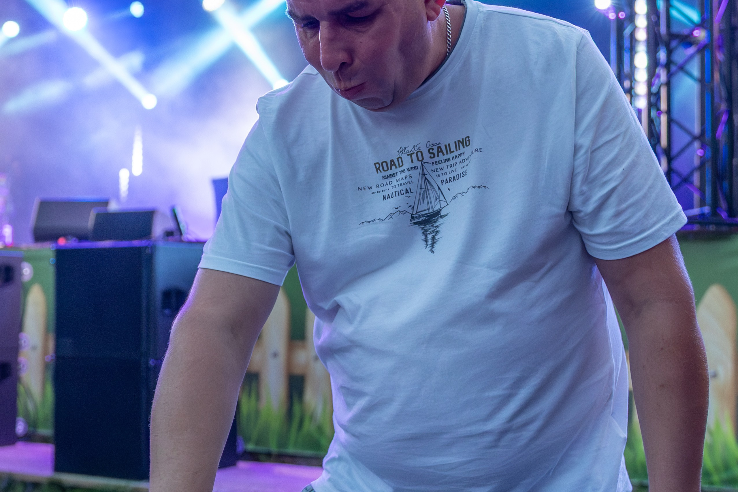 Дискохит. Профессиональный интерьерный и репортажный фотограф Минск и РБ. Максим Орлов