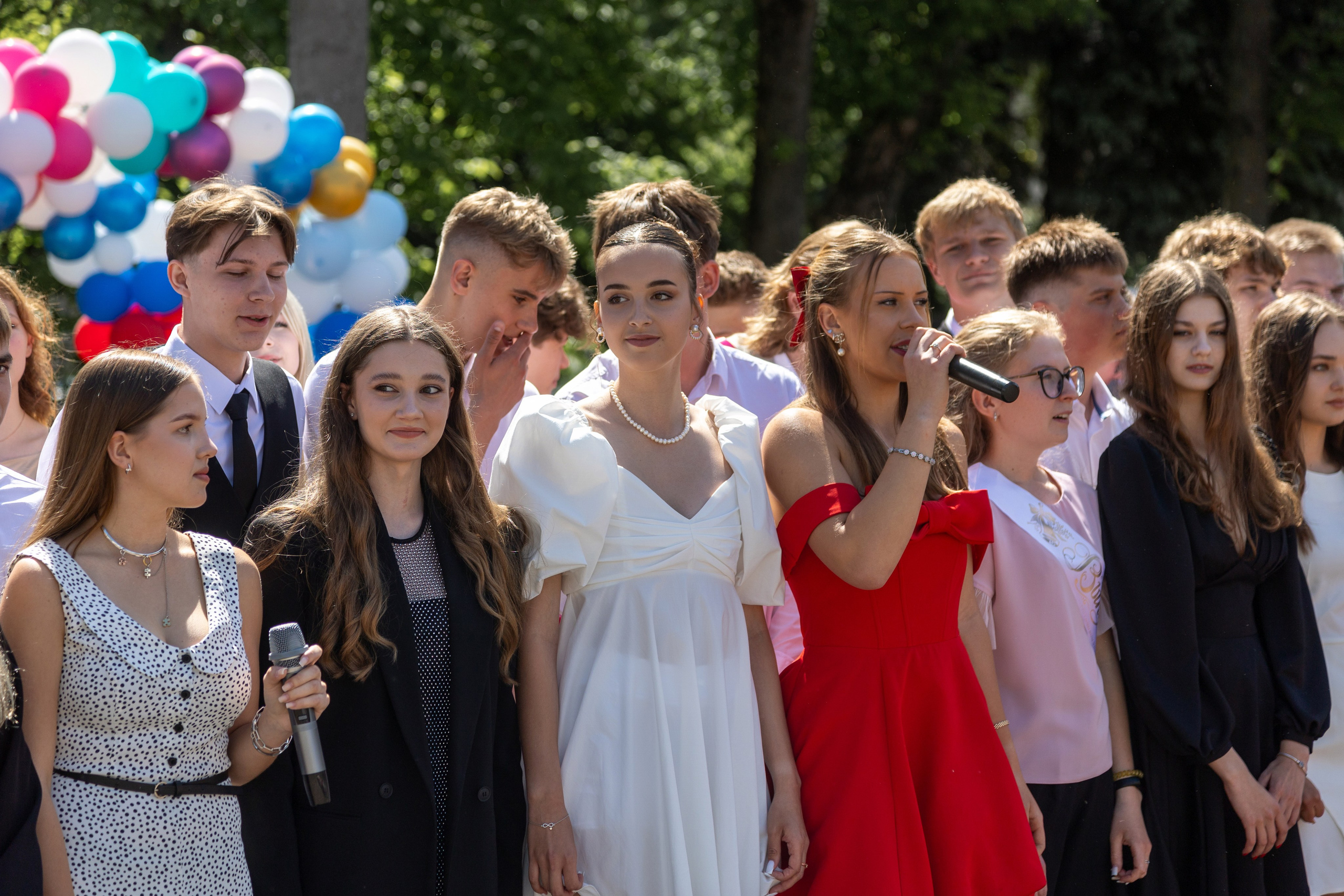 Школа 47. Последний звонок. Профессиональный интерьерный и репортажный фотограф Минск и РБ. Максим Орлов