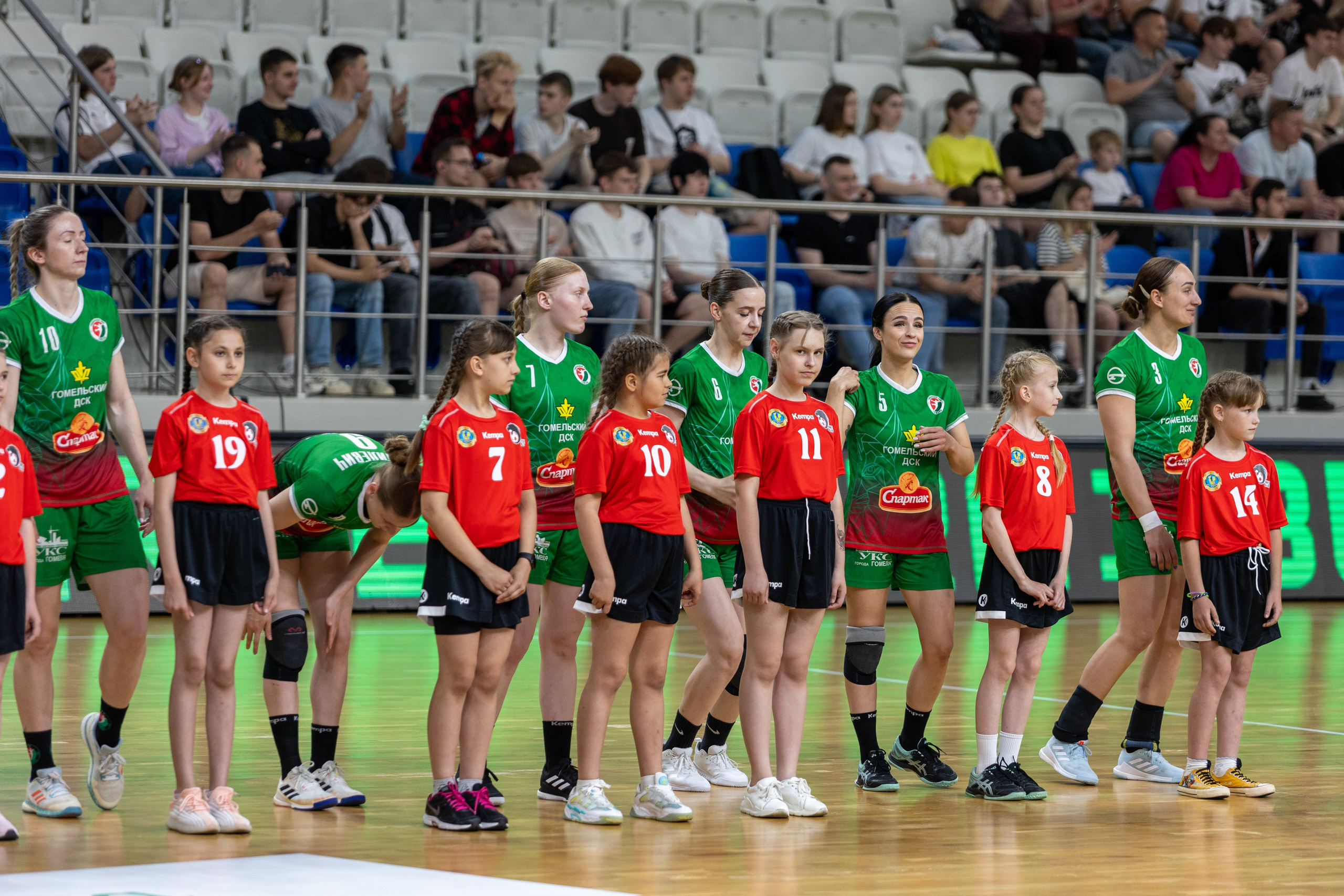 Гандбол. Финал. БНТУ — Гомель. 25.05.2024. Профессиональный интерьерный и репортажный фотограф Минск и РБ. Максим Орлов