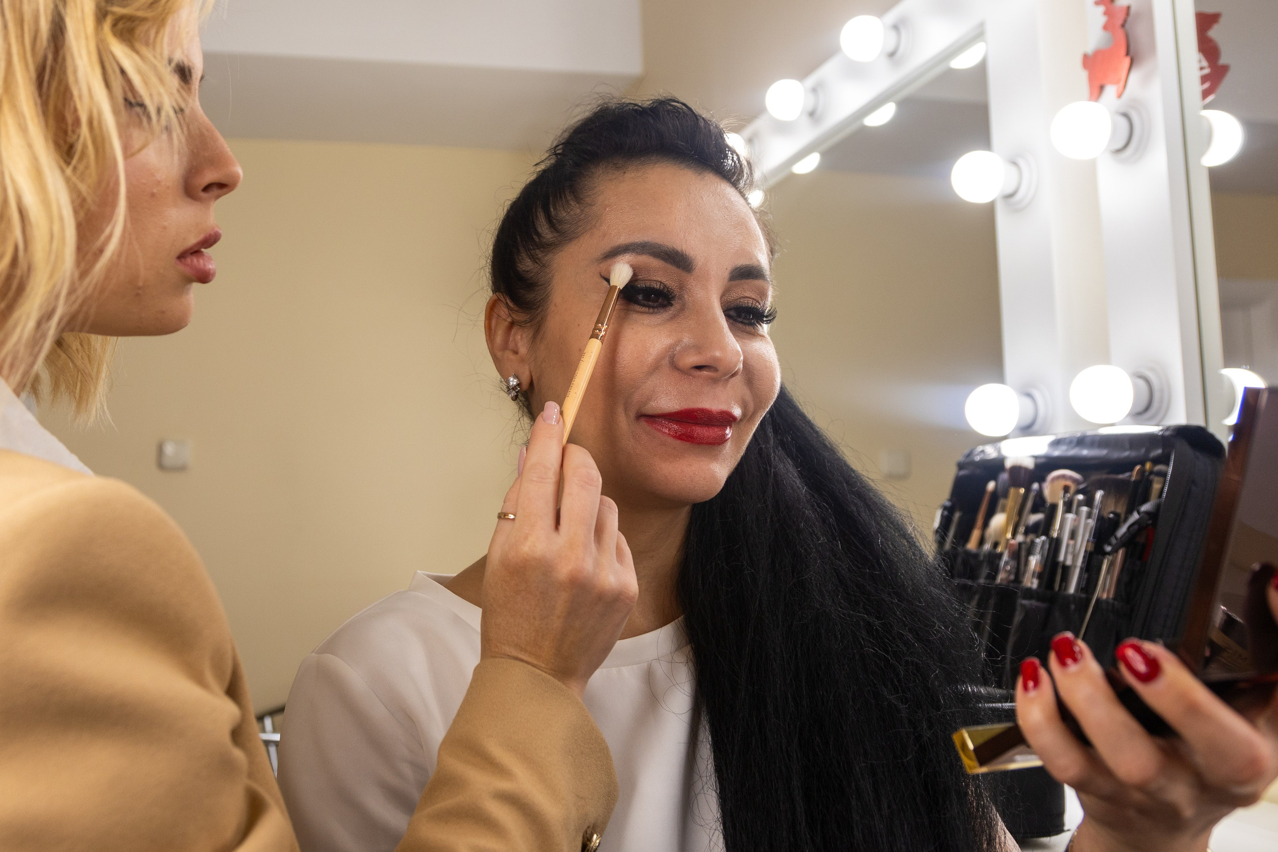 Реклама салона красоты «Манго». Профессиональный интерьерный и репортажный фотограф Минск и РБ. Максим Орлов