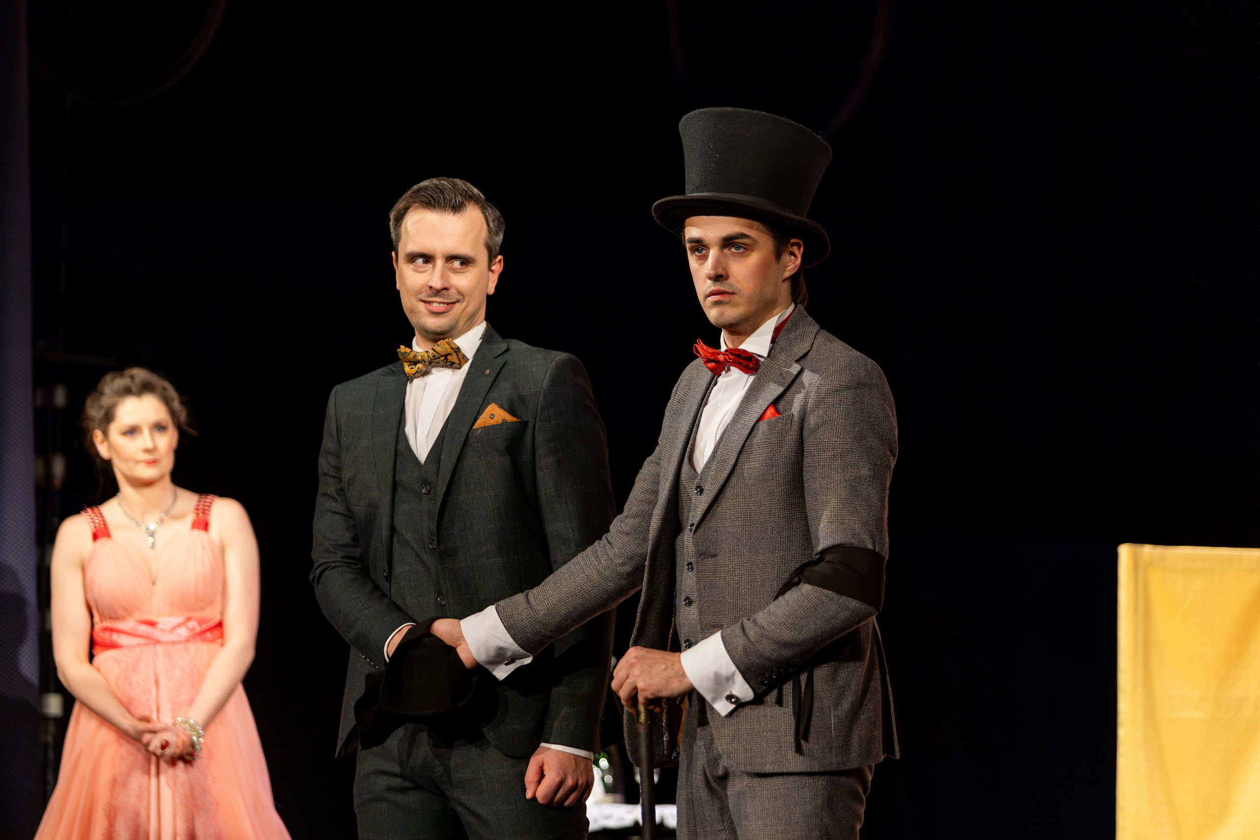 Новый театр «Как важно быть серьезным». Профессиональный интерьерный и репортажный фотограф Минск и РБ. Максим Орлов