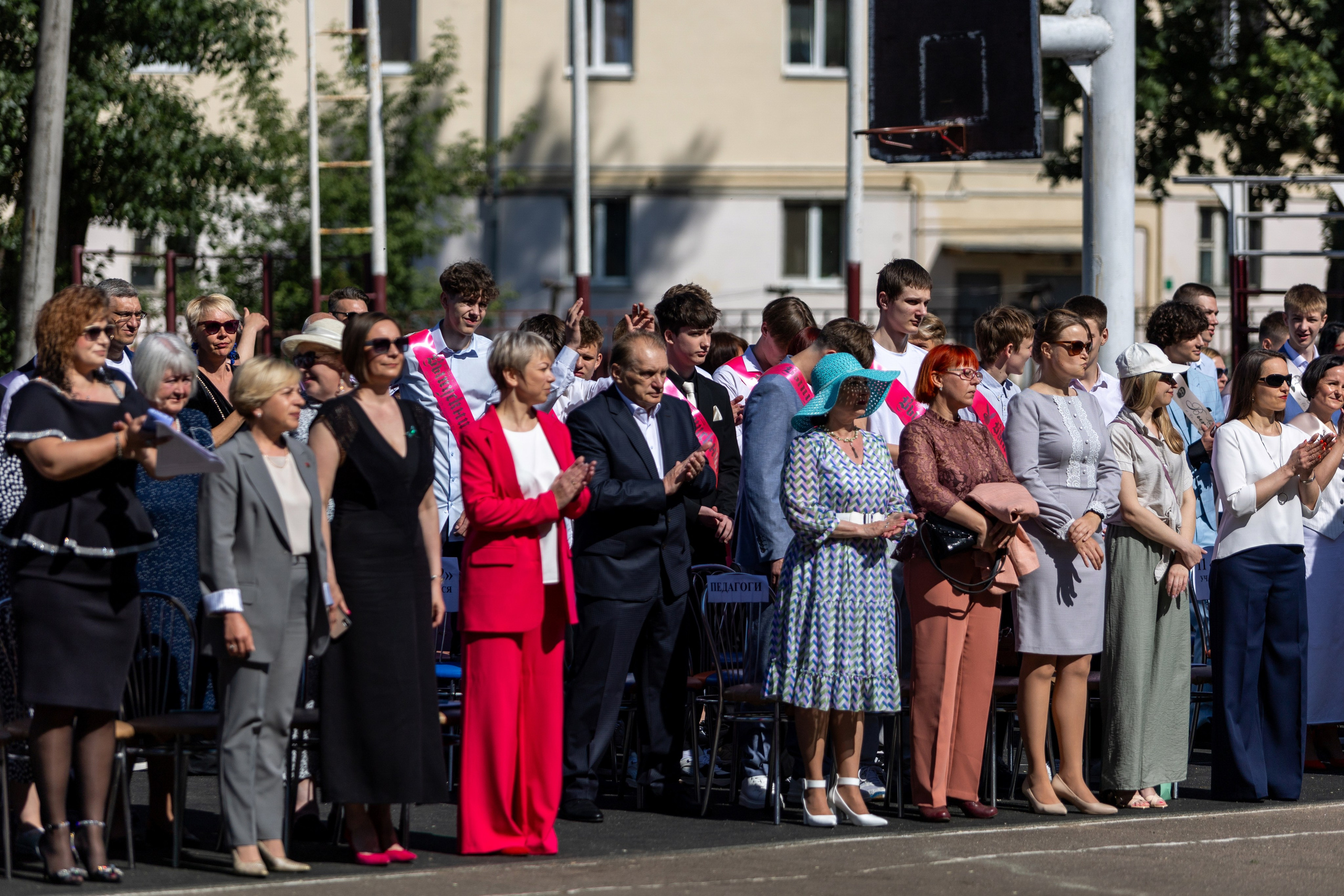 Школа 47. Последний звонок. Профессиональный интерьерный и репортажный фотограф Минск и РБ. Максим Орлов