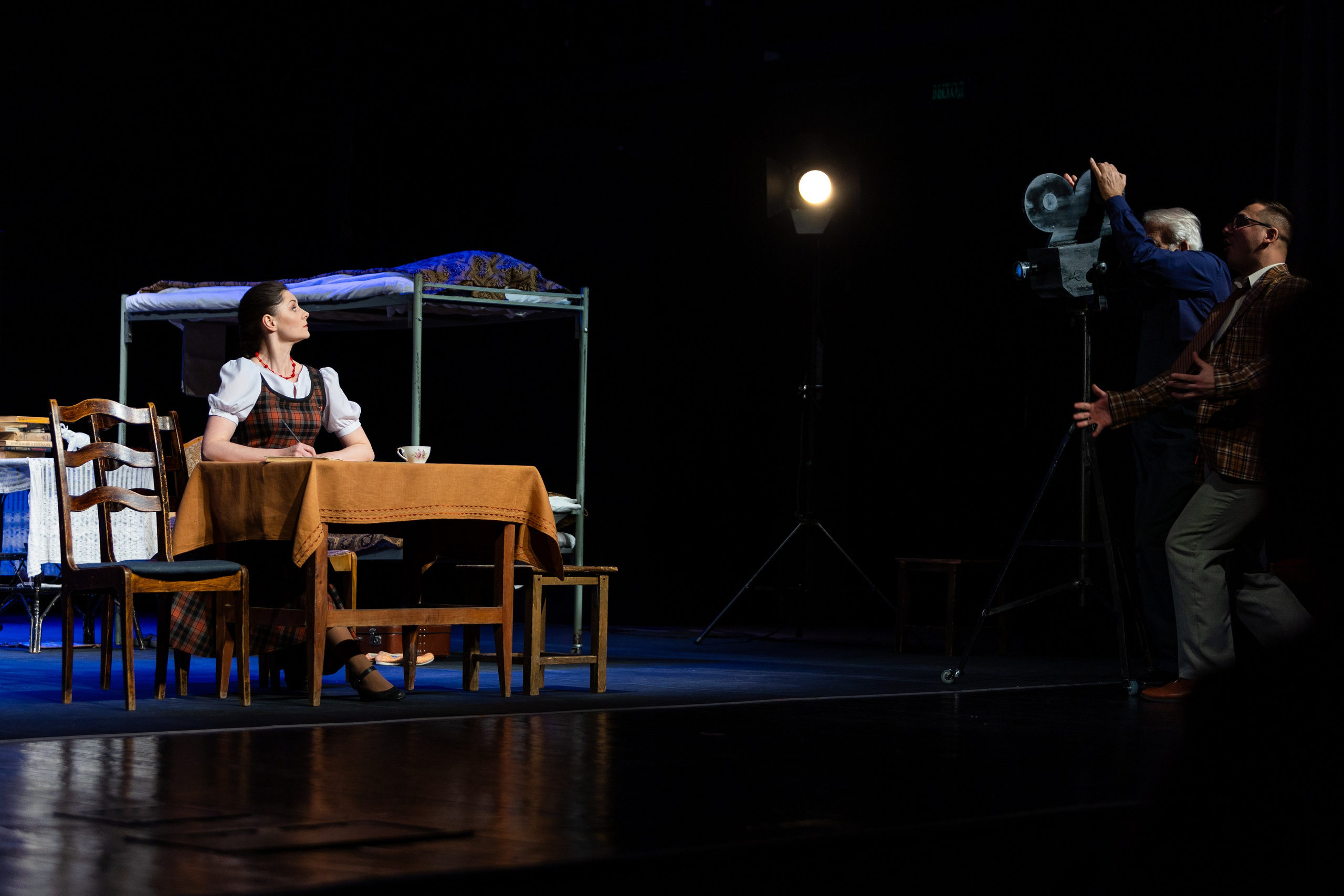 Новый театр «Фабричная девчонка». Профессиональный интерьерный и репортажный фотограф Минск и РБ. Максим Орлов