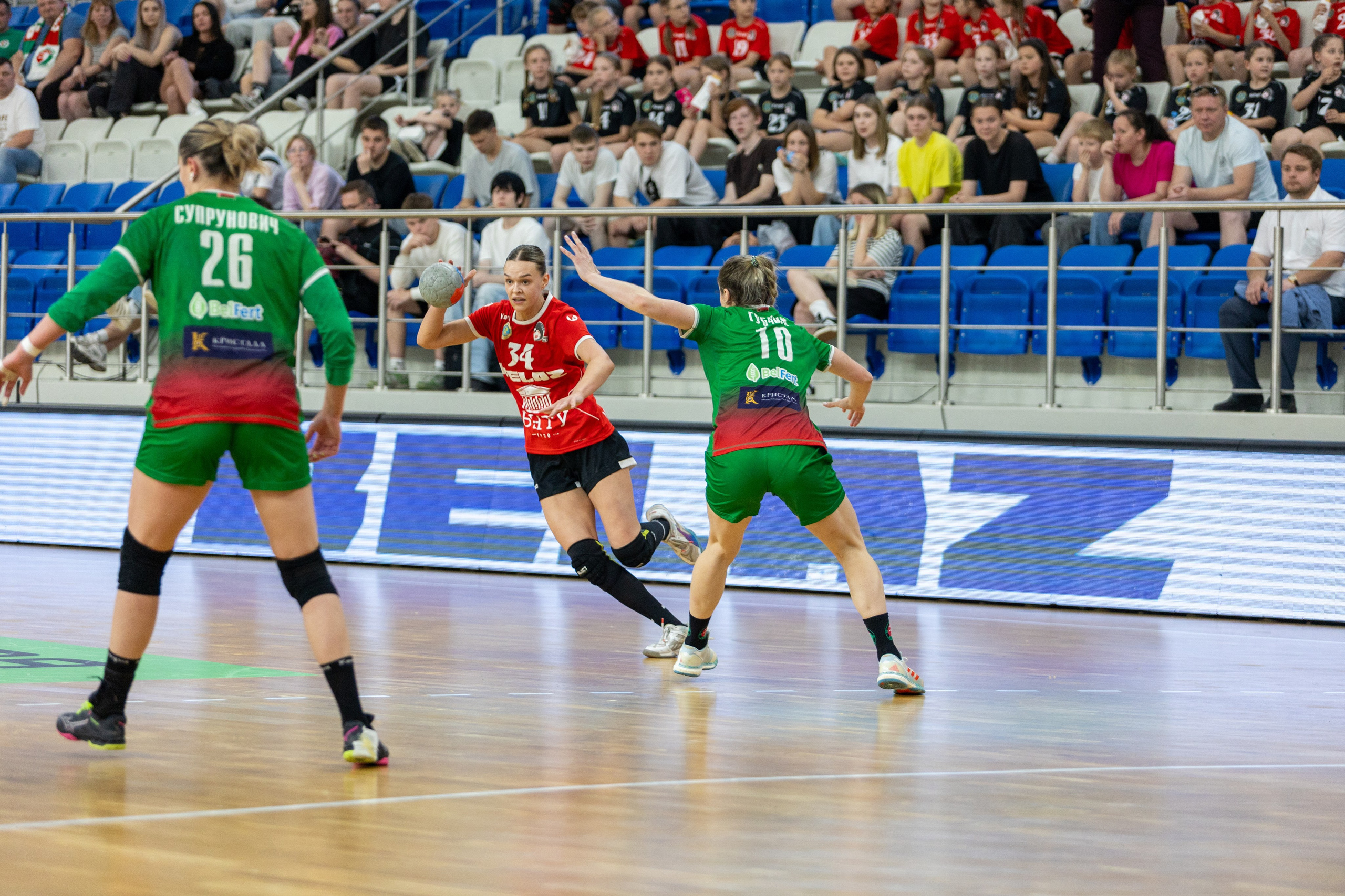 Гандбол. Финал. БНТУ — Гомель. 25.05.2024. Профессиональный интерьерный и репортажный фотограф Минск и РБ. Максим Орлов