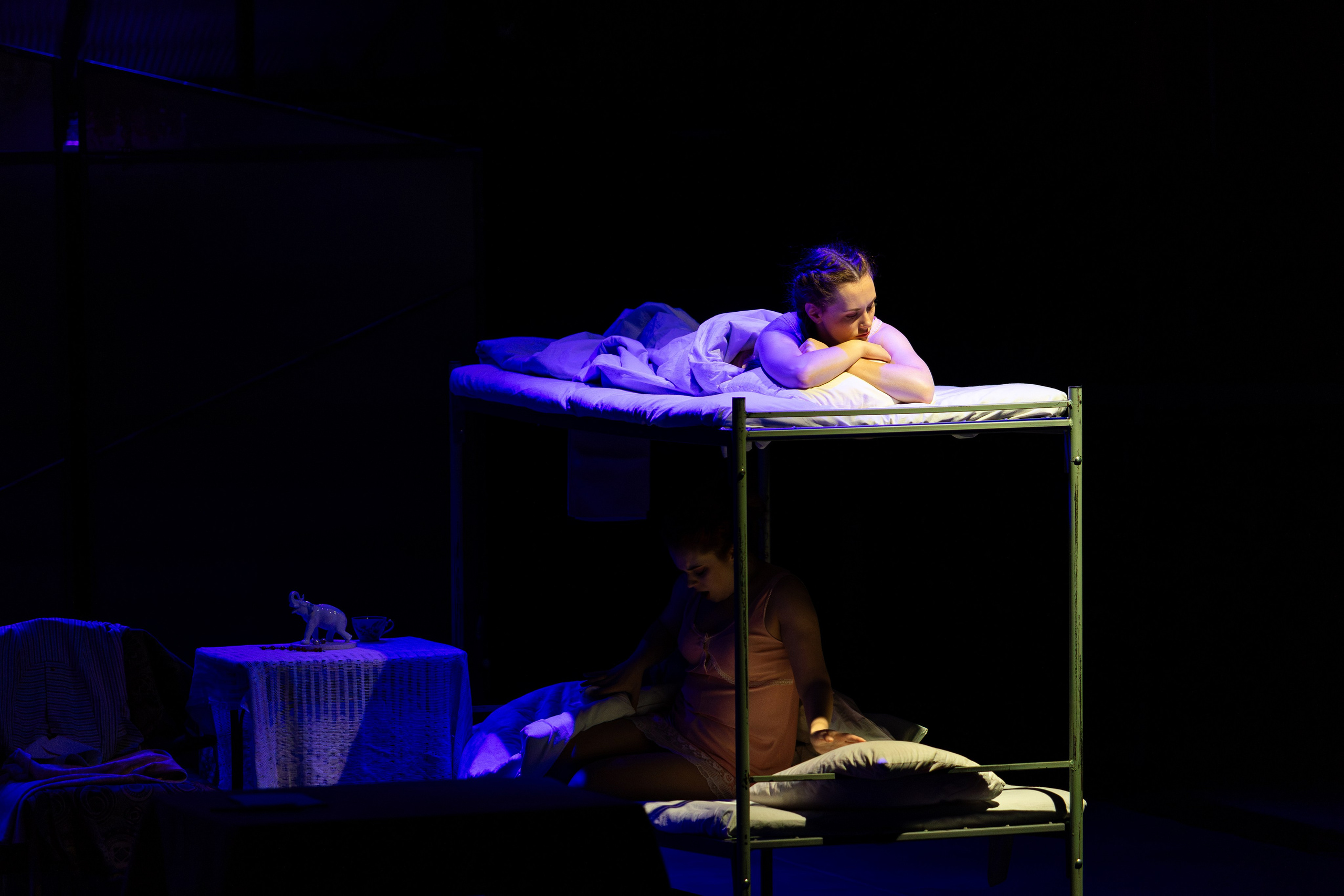 Новый театр «Фабричная девчонка». Профессиональный интерьерный и репортажный фотограф Минск и РБ. Максим Орлов