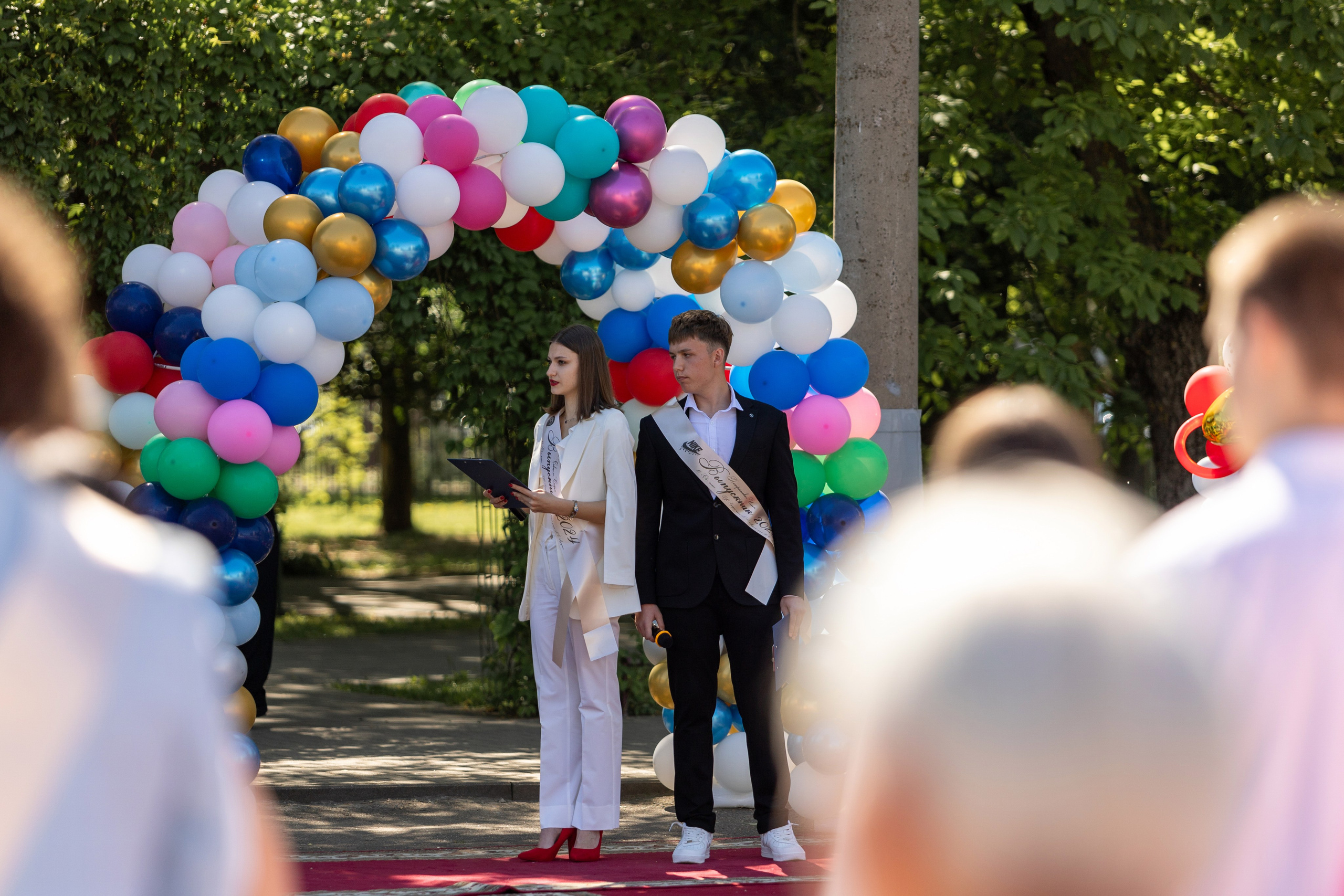 Школа 47. Последний звонок. Профессиональный интерьерный и репортажный фотограф Минск и РБ. Максим Орлов