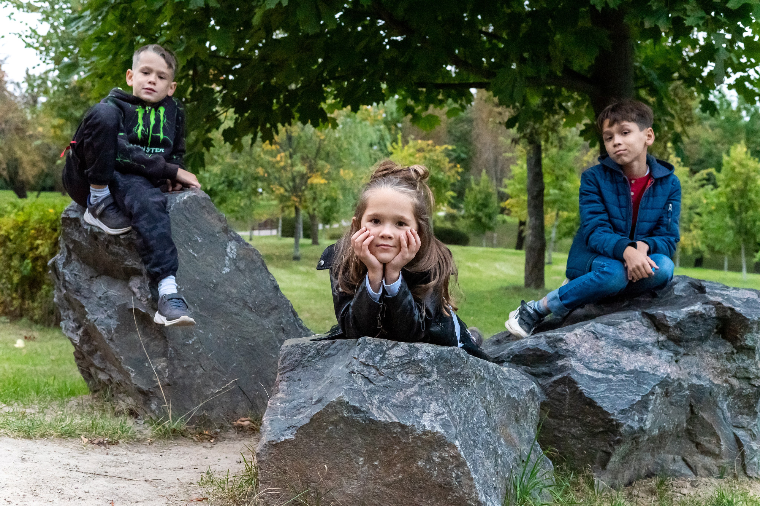 Руслан с семьей. Профессиональный интерьерный и репортажный фотограф Минск и РБ. Максим Орлов