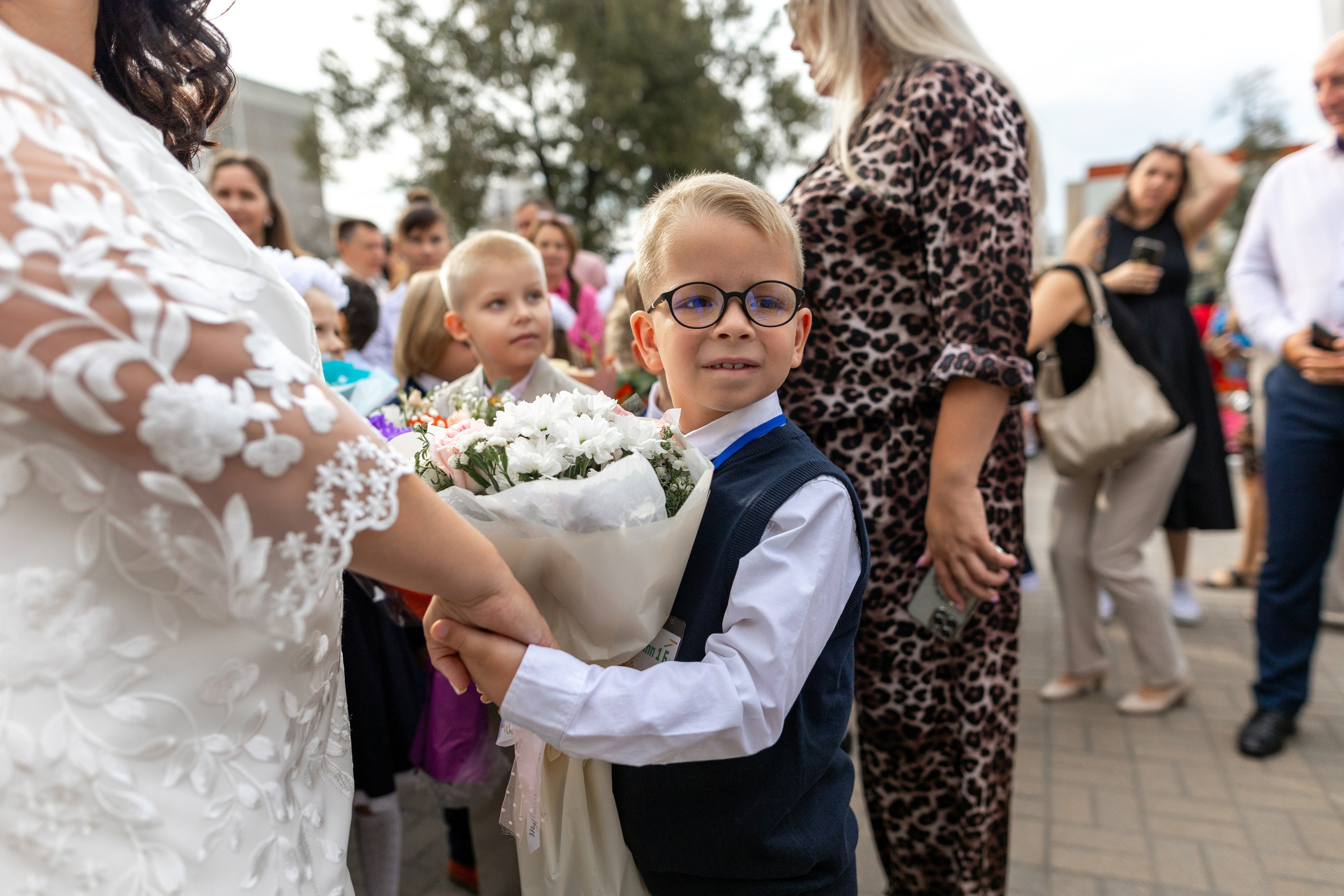 Линейка 1-го сентября. Профессиональный интерьерный и репортажный фотограф Минск и РБ. Максим Орлов