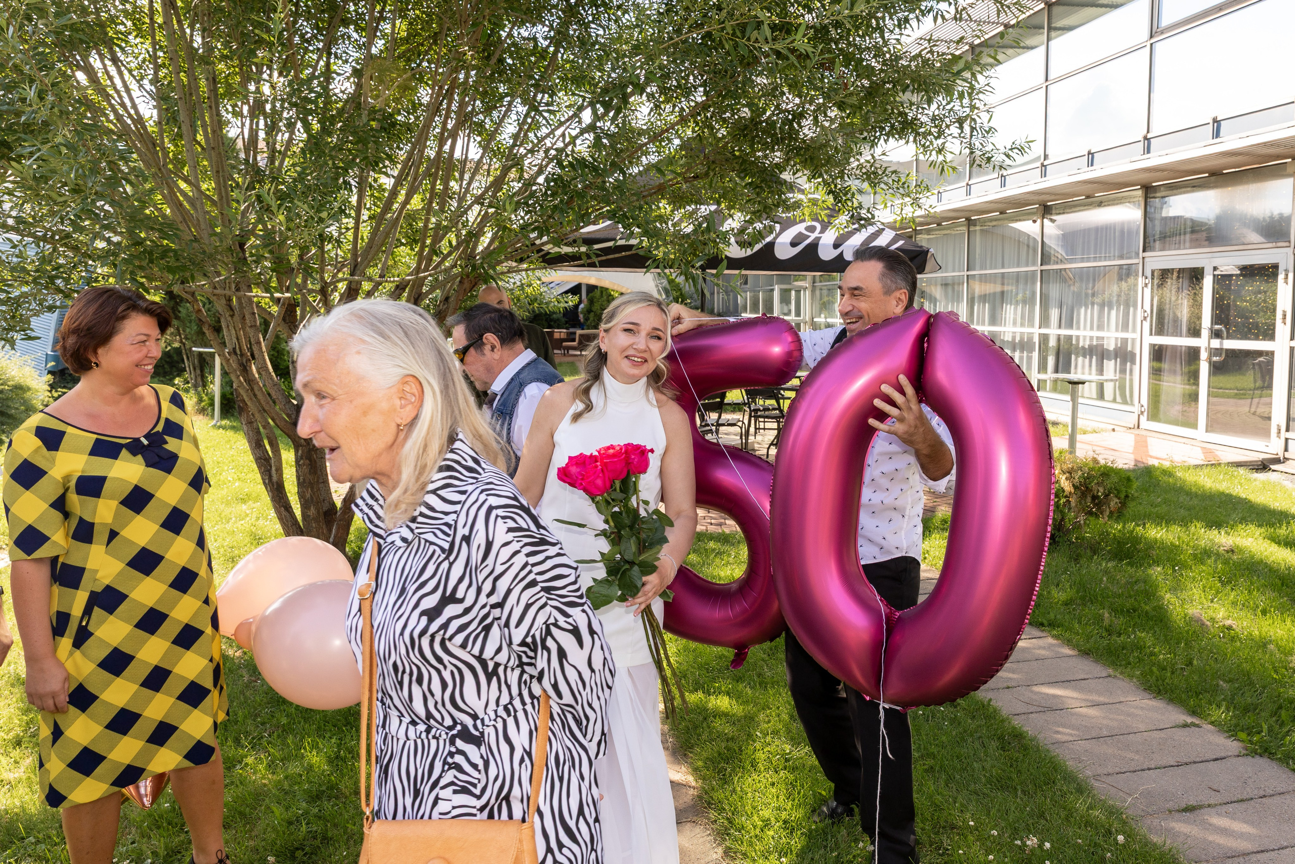 Юбилей Татьяны в ресторане. Профессиональный интерьерный и репортажный фотограф Минск и РБ. Максим Орлов