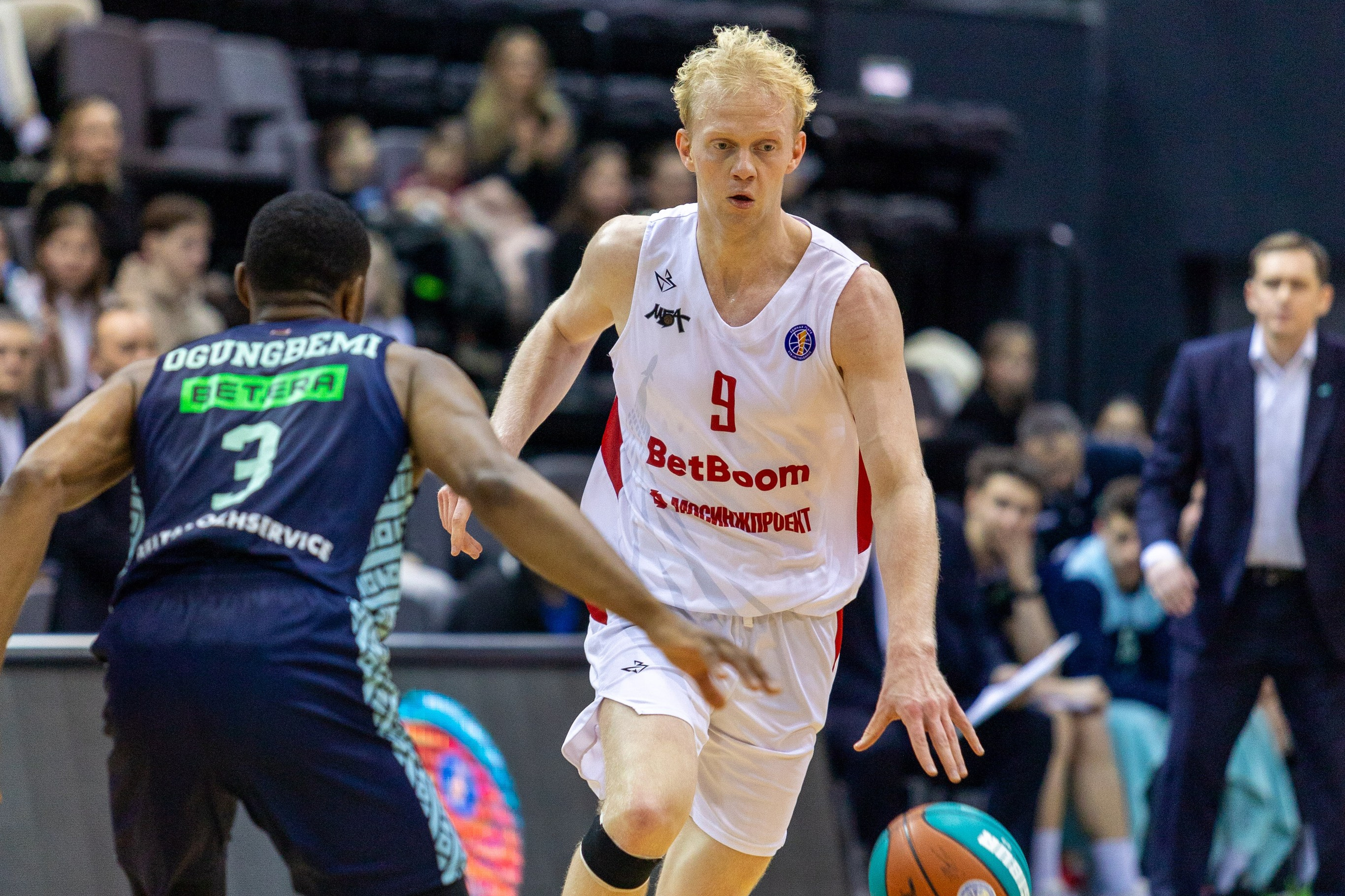 Баскетбол. Минск — MBA. 09.03.2024. Профессиональный интерьерный и репортажный фотограф Минск и РБ. Максим Орлов