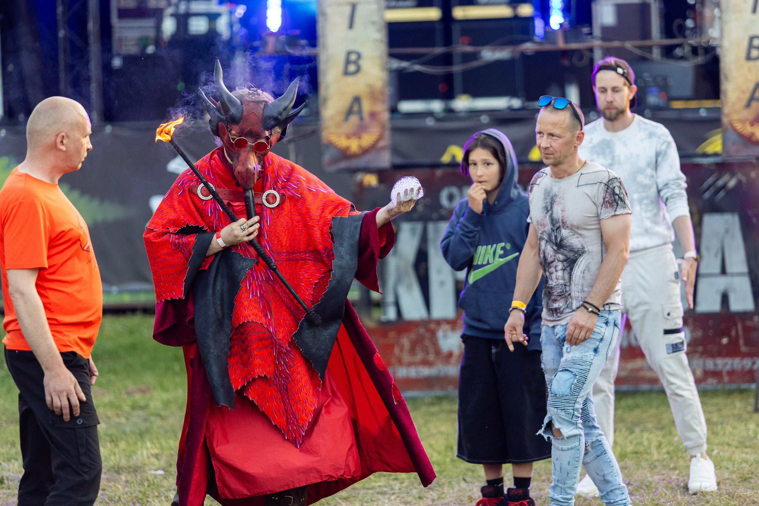 Свята сонца. Профессиональный интерьерный и репортажный фотограф Минск и РБ. Максим Орлов