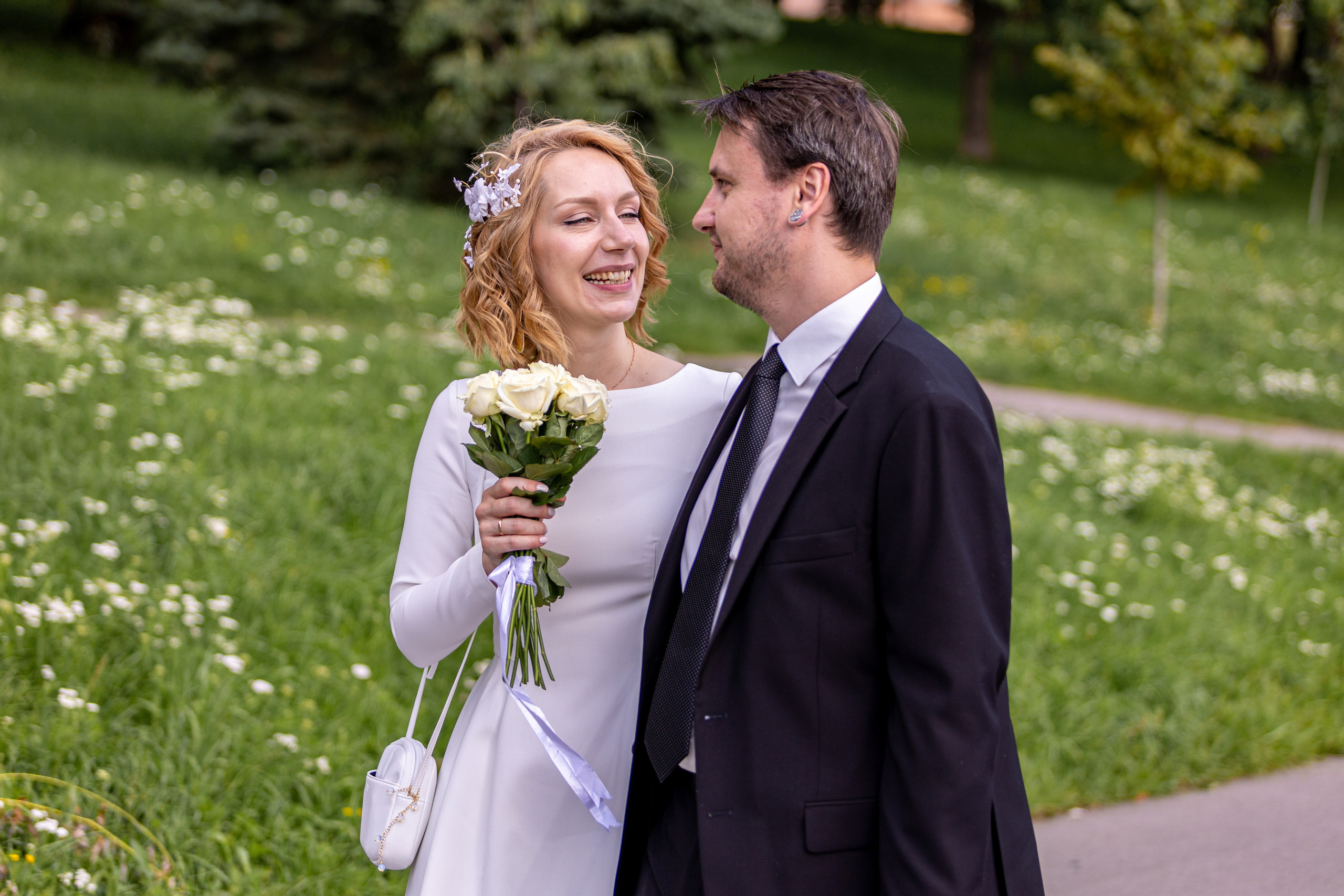 Свадебная прогулка Андрея и Ольги. Профессиональный интерьерный и репортажный фотограф Минск и РБ. Максим Орлов