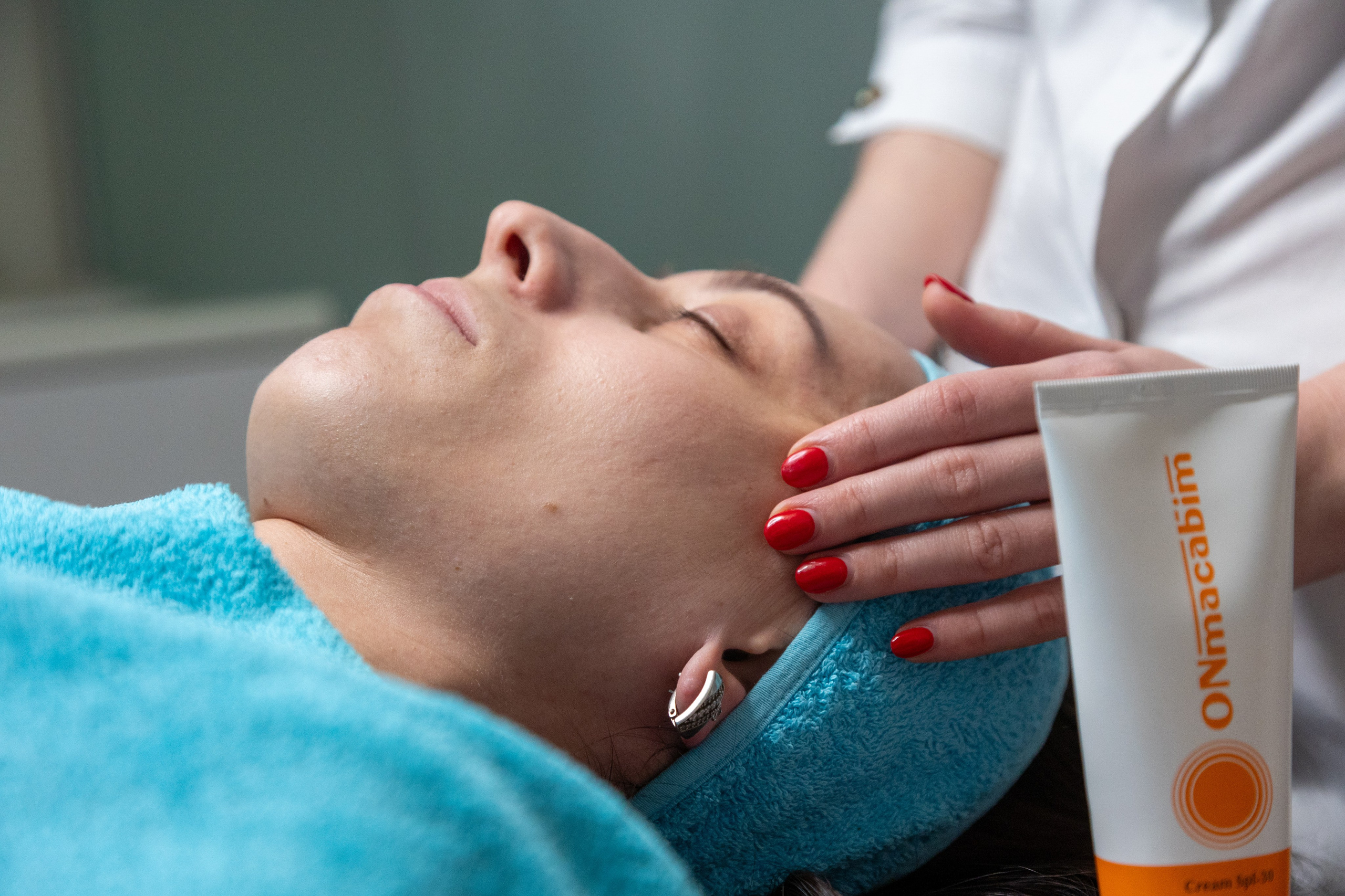 Реклама салона красоты «Манго». Профессиональный интерьерный и репортажный фотограф Минск и РБ. Максим Орлов