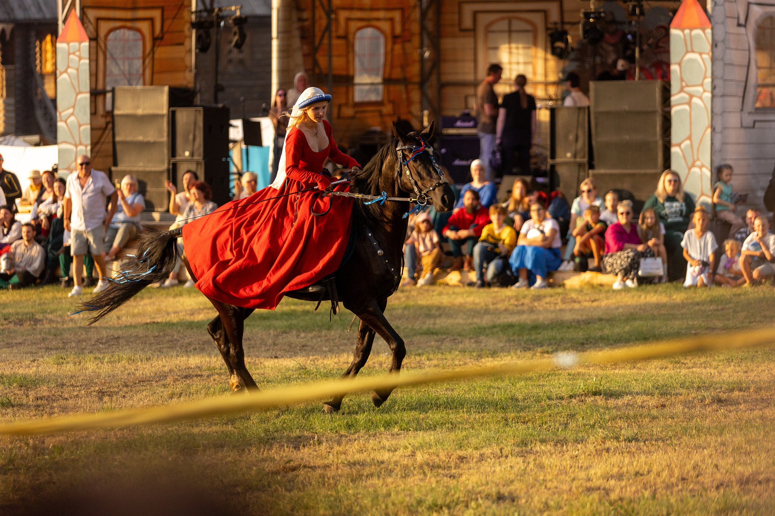 Рыцарский фест. Мстиславль. Профессиональный интерьерный и репортажный фотограф Минск и РБ. Максим Орлов