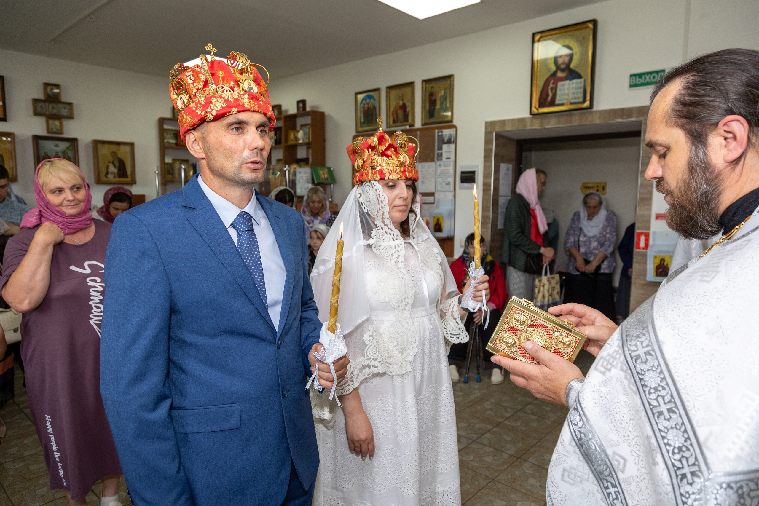 Венчание Михаила и Ольги. Профессиональный интерьерный и репортажный фотограф Минск и РБ. Максим Орлов