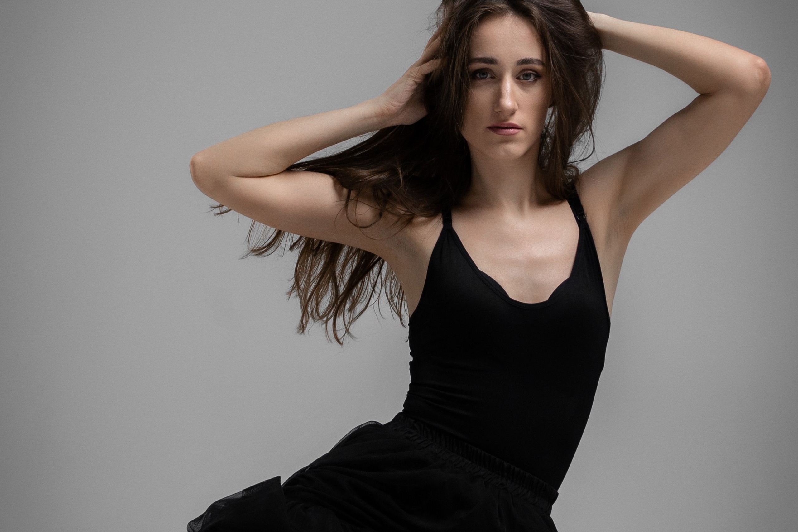 Алена (студийная на циклораме). Профессиональный интерьерный и репортажный фотограф Минск и РБ. Максим Орлов