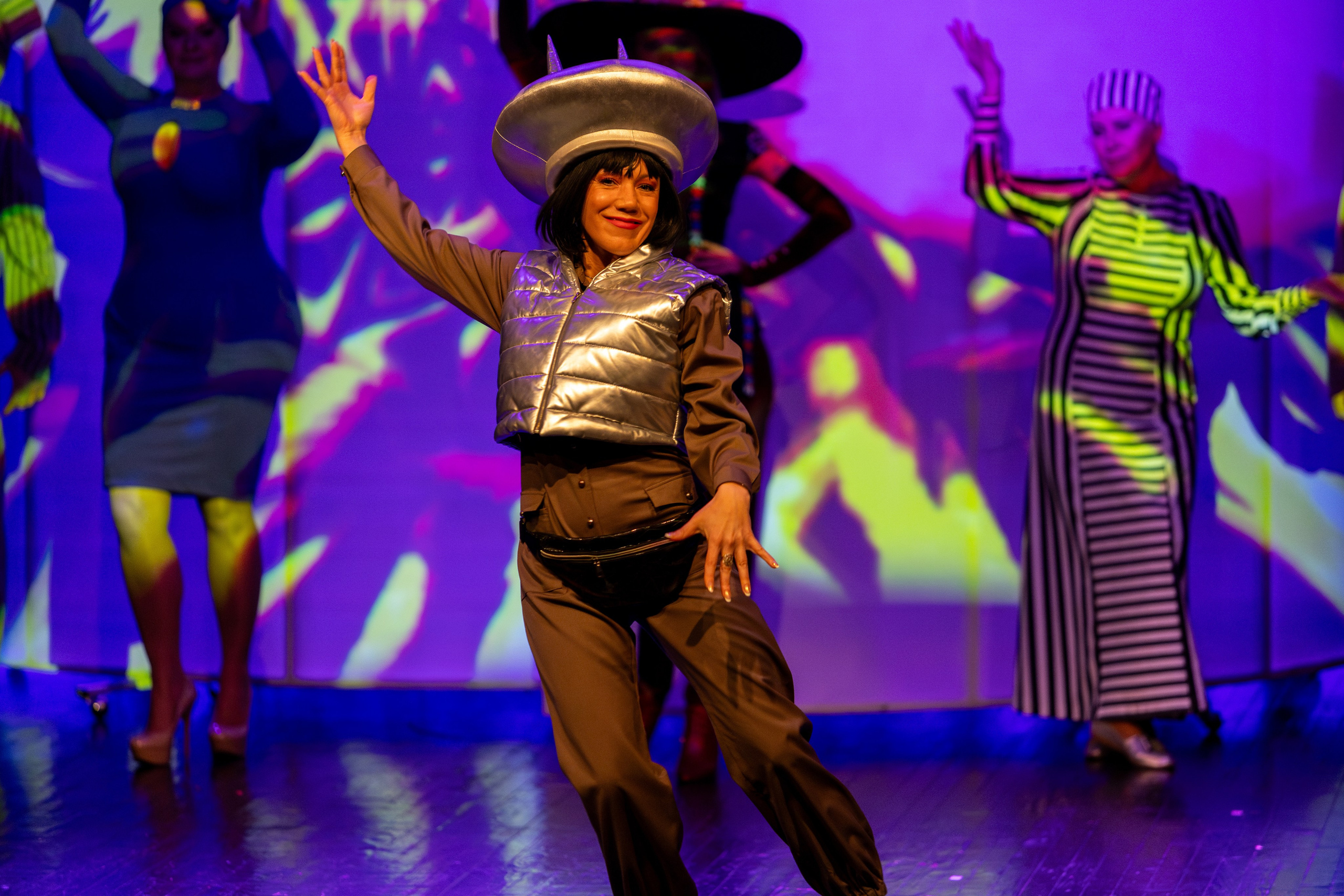 Новый театр «Нобелевская неделя». Профессиональный интерьерный и репортажный фотограф Минск и РБ. Максим Орлов