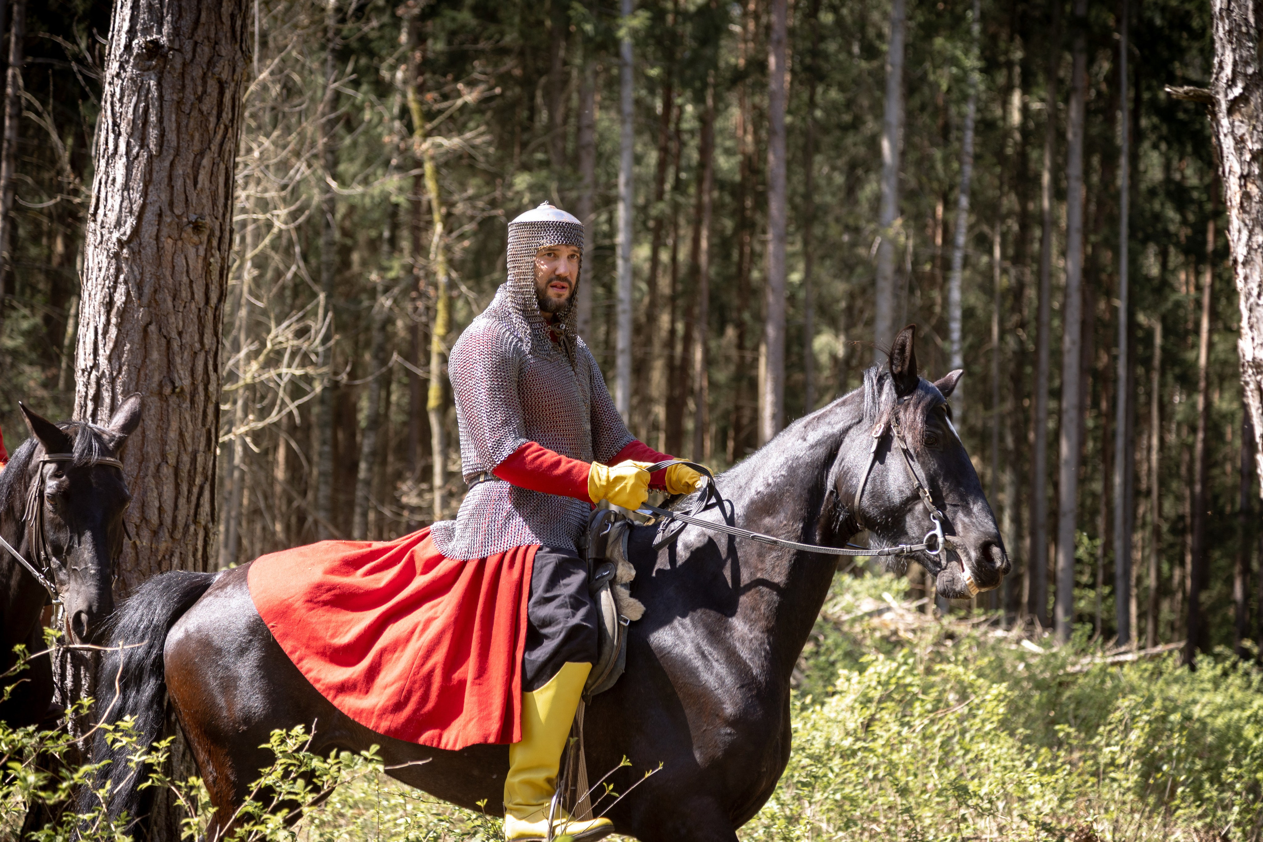 Золотая шпора. Огнем и мечем. День второй. Вылазка в лес. Штурм фортеции. Княжеский пир. Профессиональный интерьерный и репортажный фотограф Минск и РБ. Максим Орлов