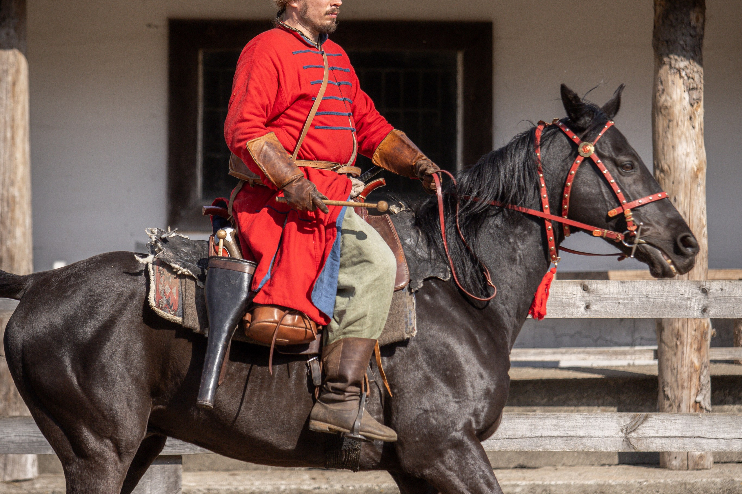 Золотая Шпора. Огнем и Мечем. День первый. Рыцарский турнир. Профессиональный интерьерный и репортажный фотограф Минск и РБ. Максим Орлов