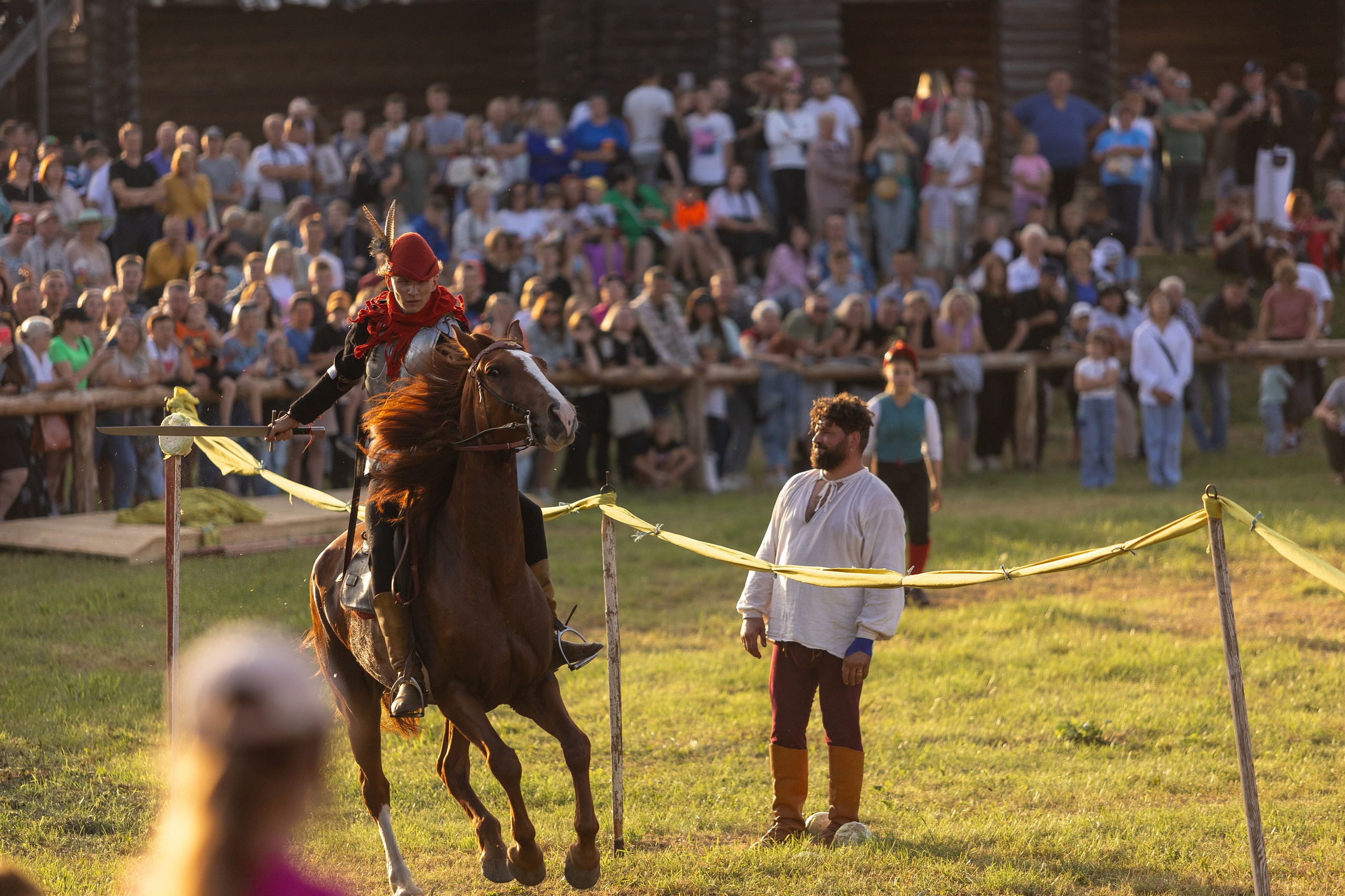 Рыцарский фест. Мстиславль. Профессиональный интерьерный и репортажный фотограф Минск и РБ. Максим Орлов