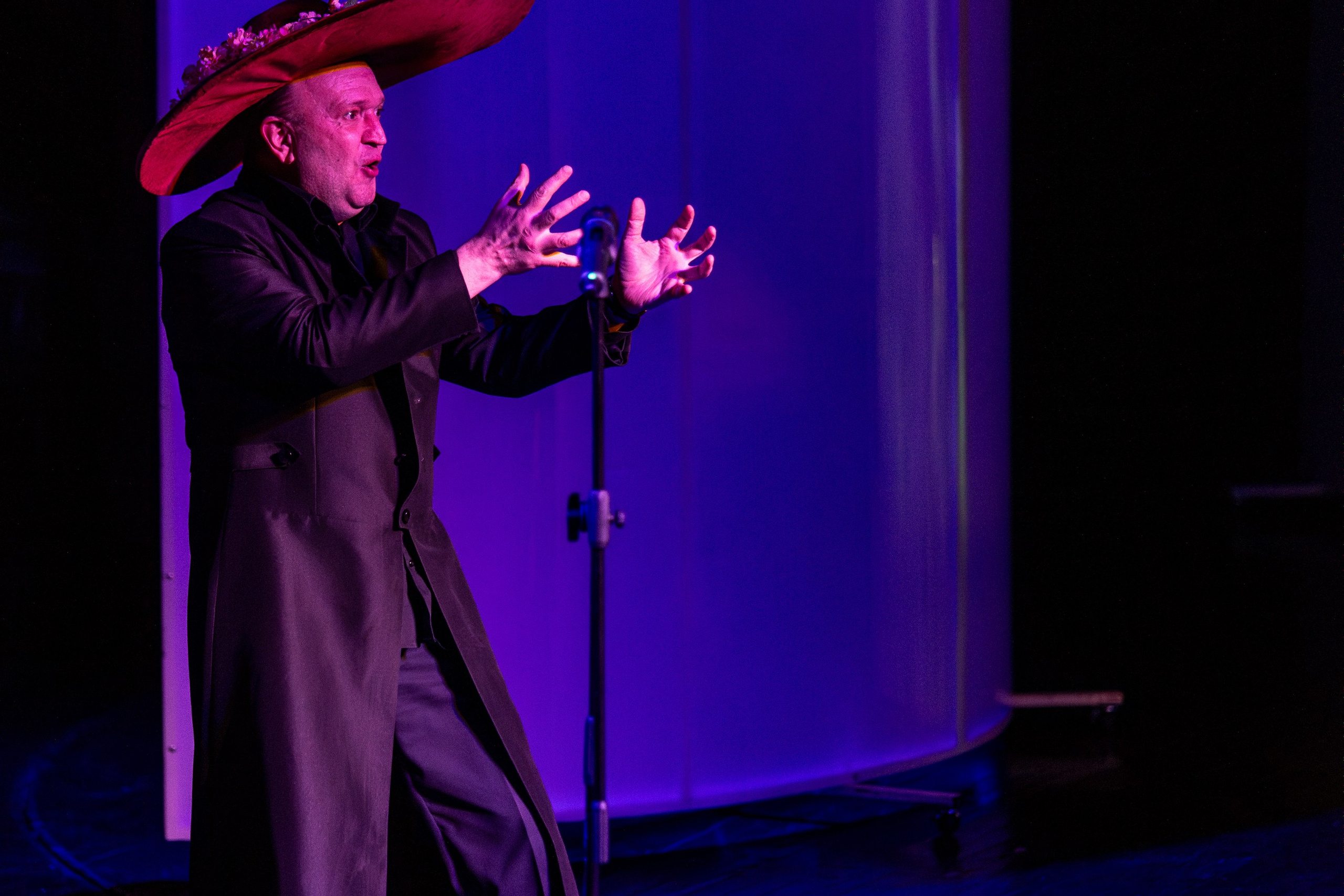 Новый театр «Нобелевская неделя». Профессиональный интерьерный и репортажный фотограф Минск и РБ. Максим Орлов