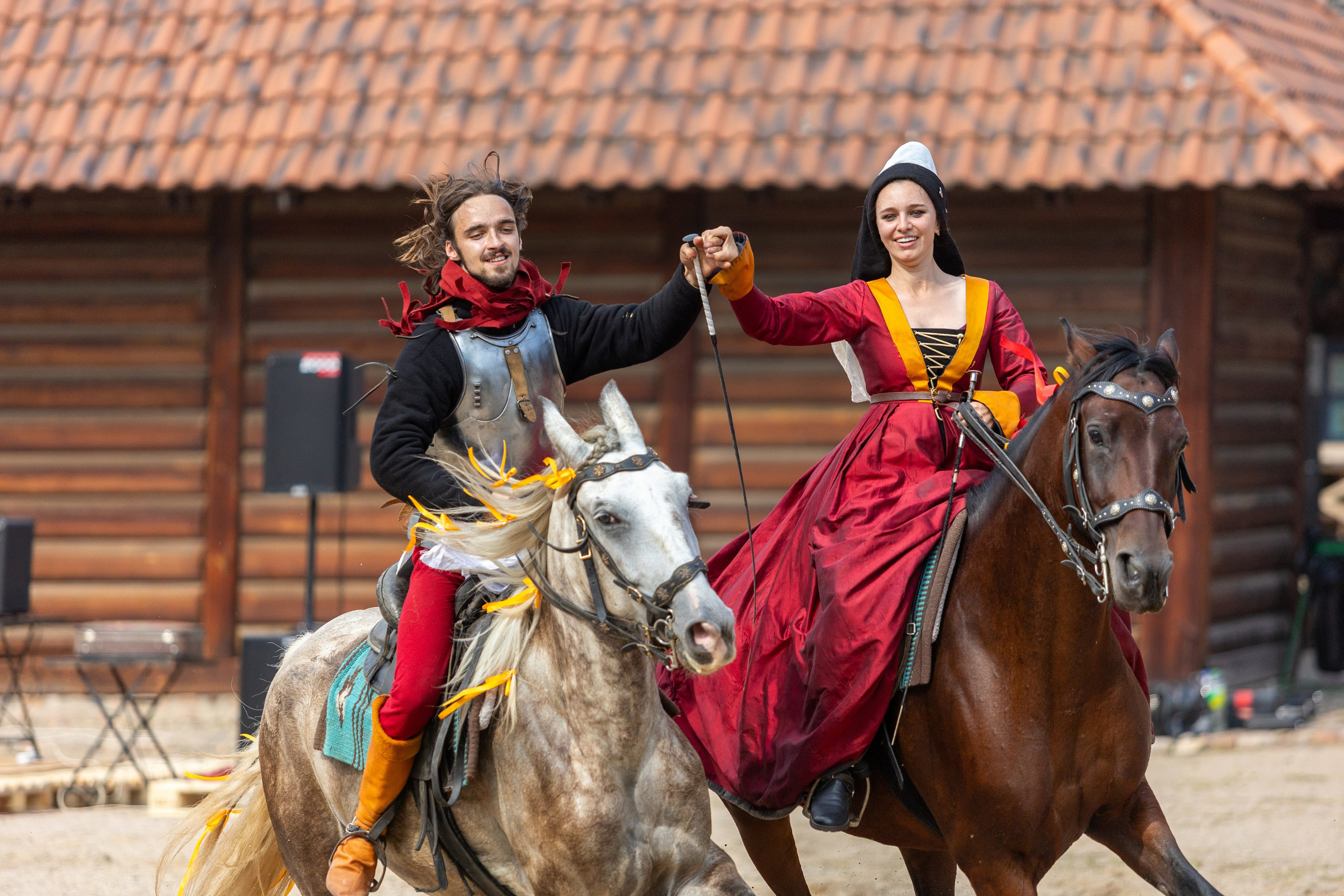 Выступление «Золотой шпоры» на празднике города Лиды. Профессиональный интерьерный и репортажный фотограф Минск и РБ. Максим Орлов