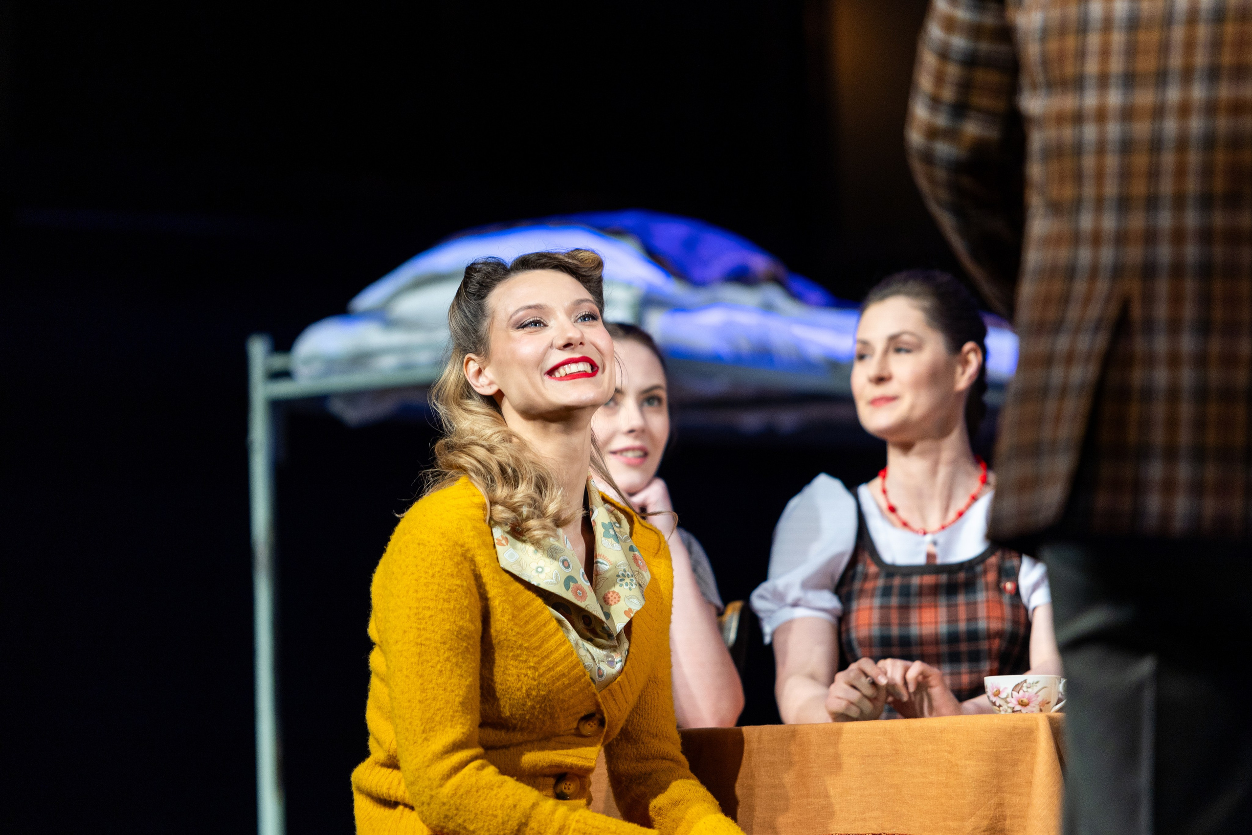 Новый театр «Фабричная девчонка». Профессиональный интерьерный и репортажный фотограф Минск и РБ. Максим Орлов