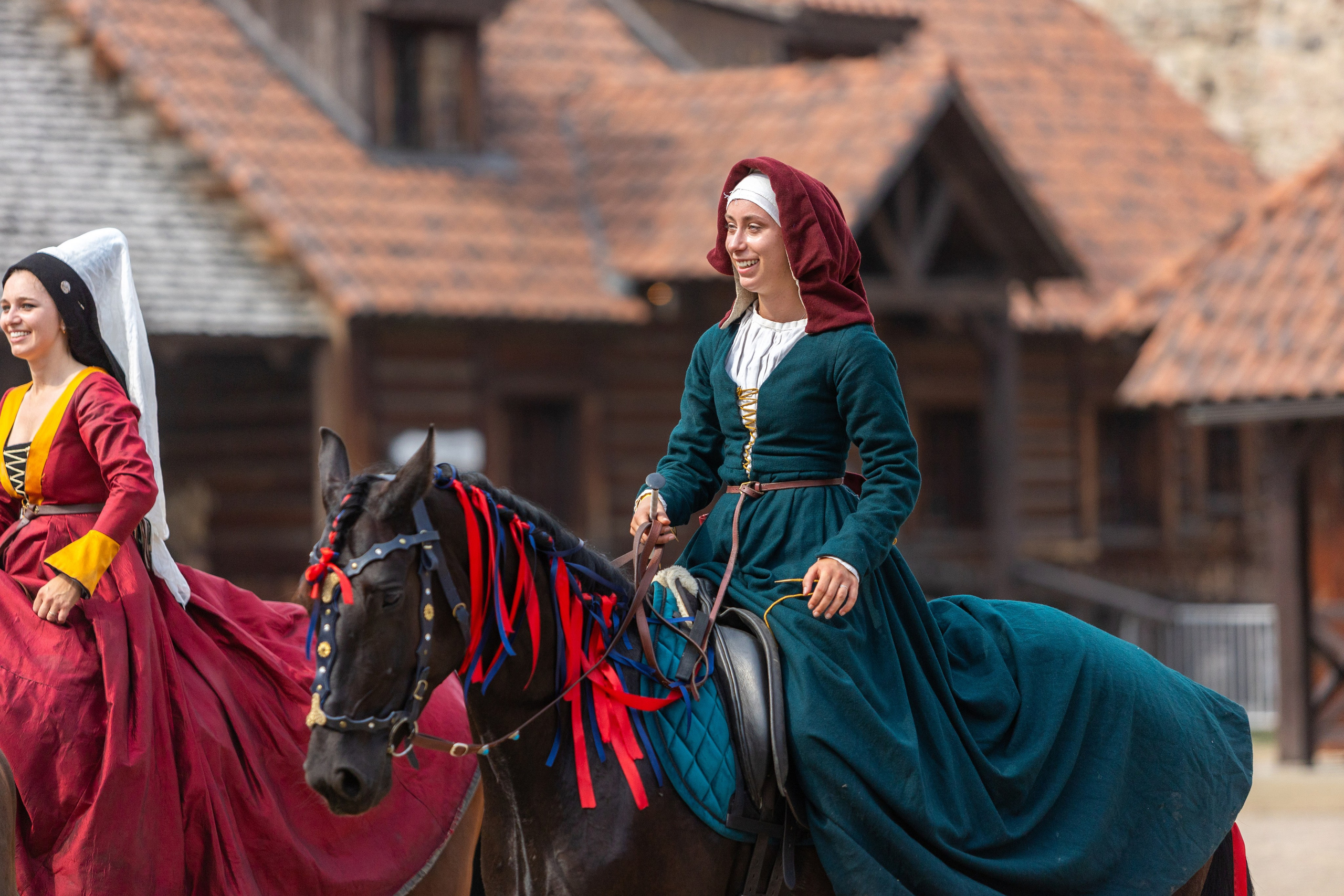 Выступление «Золотой шпоры» на празднике города Лиды. Профессиональный интерьерный и репортажный фотограф Минск и РБ. Максим Орлов