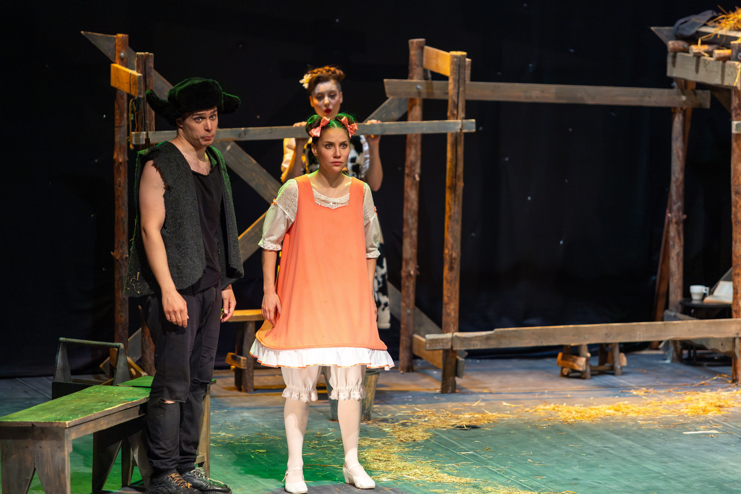 Театр белорусской армии «Очень простая история». Профессиональный интерьерный и репортажный фотограф Минск и РБ. Максим Орлов