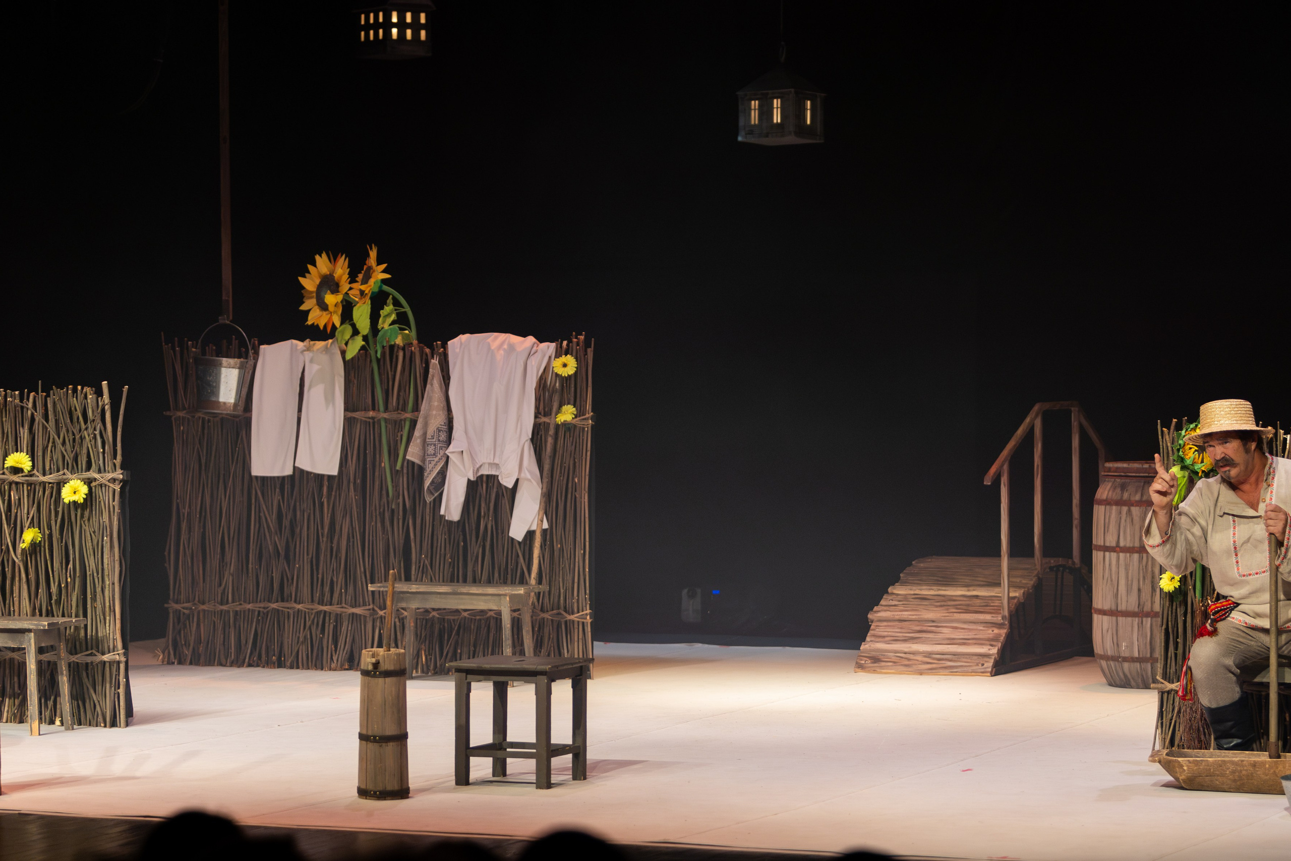 Новый театр «Камедыя». Профессиональный интерьерный и репортажный фотограф Минск и РБ. Максим Орлов