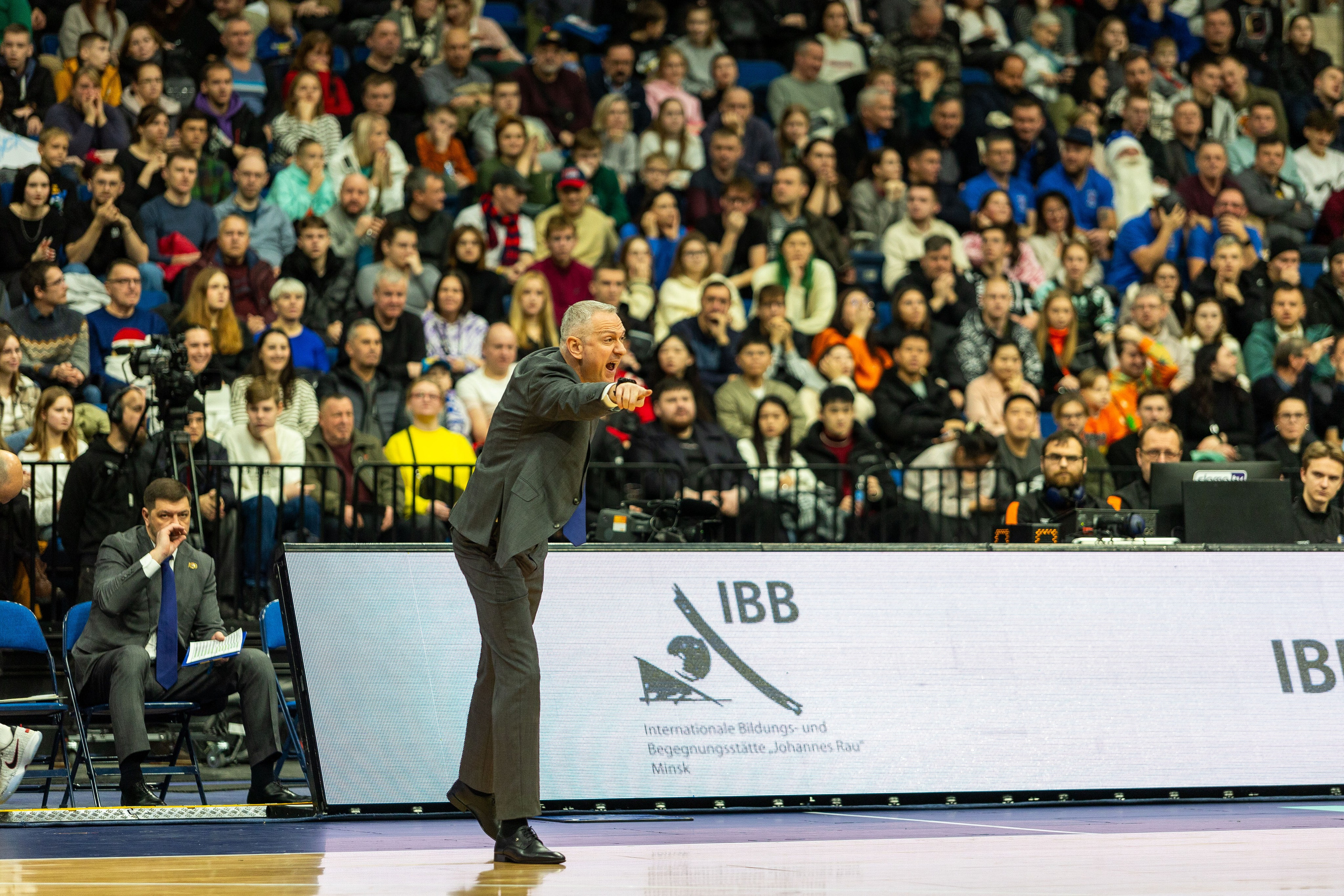 Баскетбол. Минск — ЦСКА. Лучшие кадры. 25.12.2023. Профессиональный интерьерный и репортажный фотограф Минск и РБ. Максим Орлов