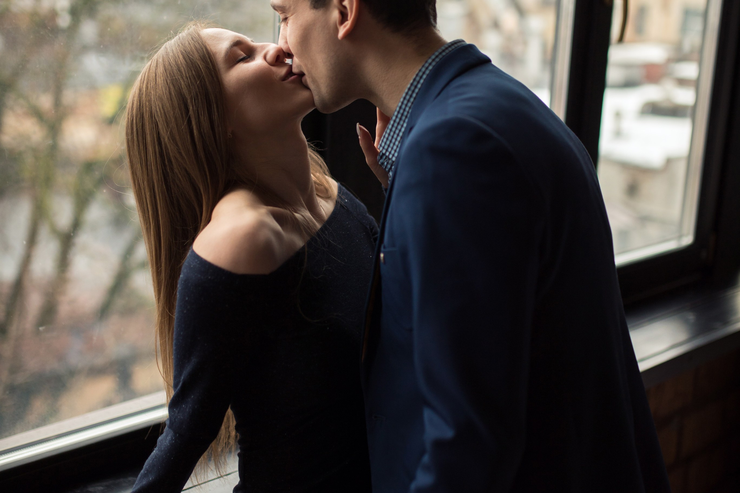 Love story Ильи и Кати. Профессиональный интерьерный и репортажный фотограф Минск и РБ. Максим Орлов