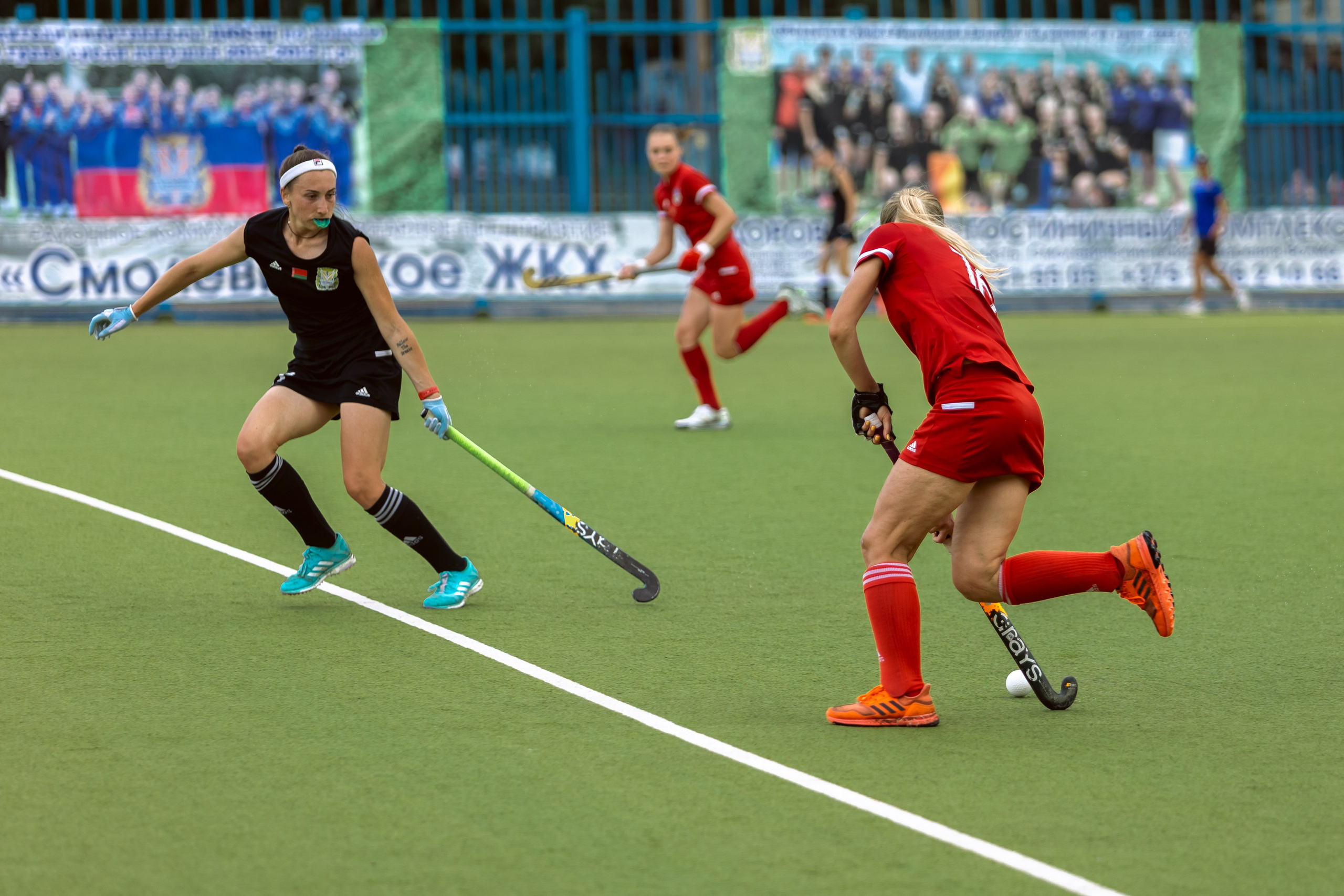 Хоккей на траве. Девушки. Минск — Виктория. 16.06.2024. Профессиональный интерьерный и репортажный фотограф Минск и РБ. Максим Орлов