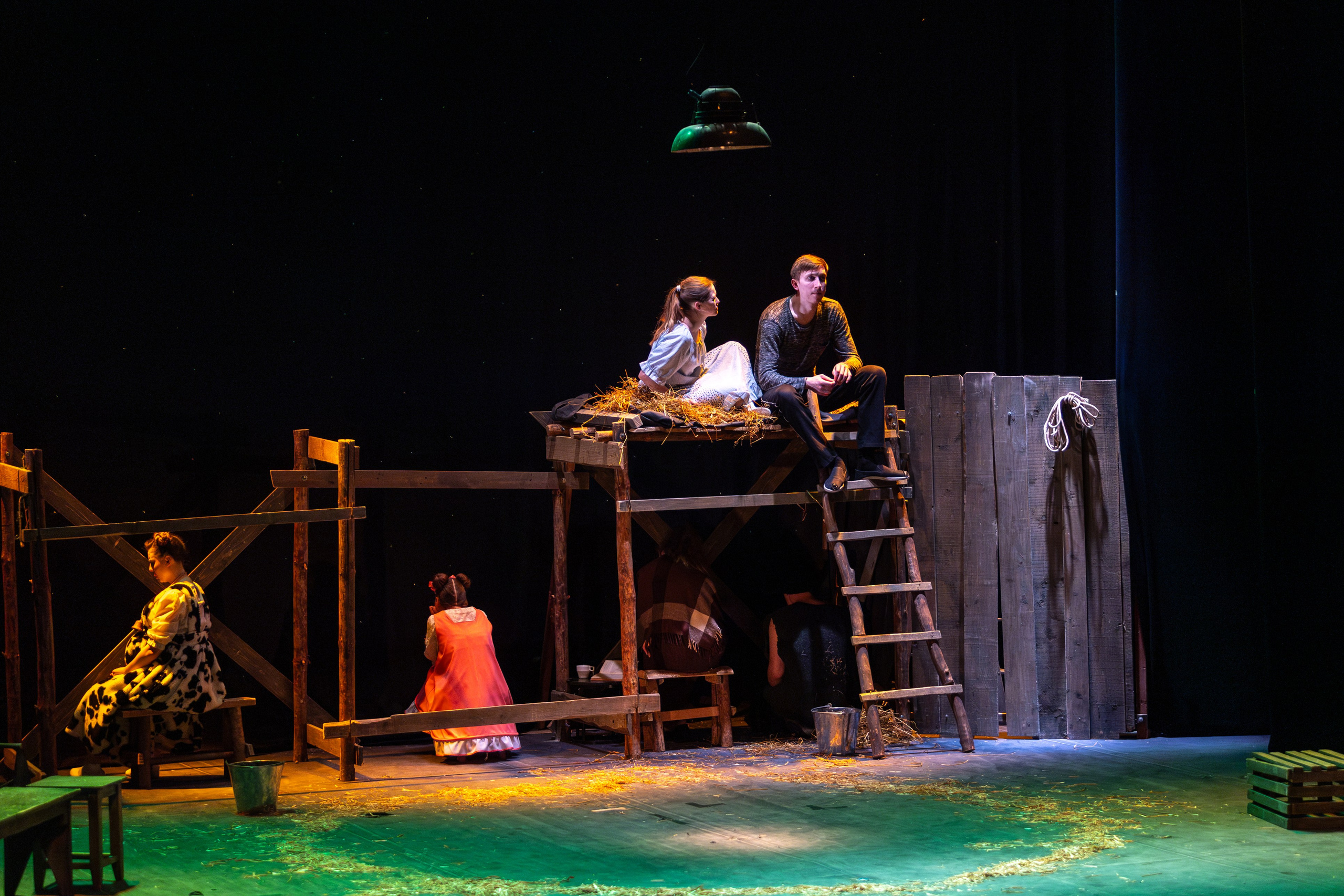 Театр белорусской армии «Очень простая история». Профессиональный интерьерный и репортажный фотограф Минск и РБ. Максим Орлов