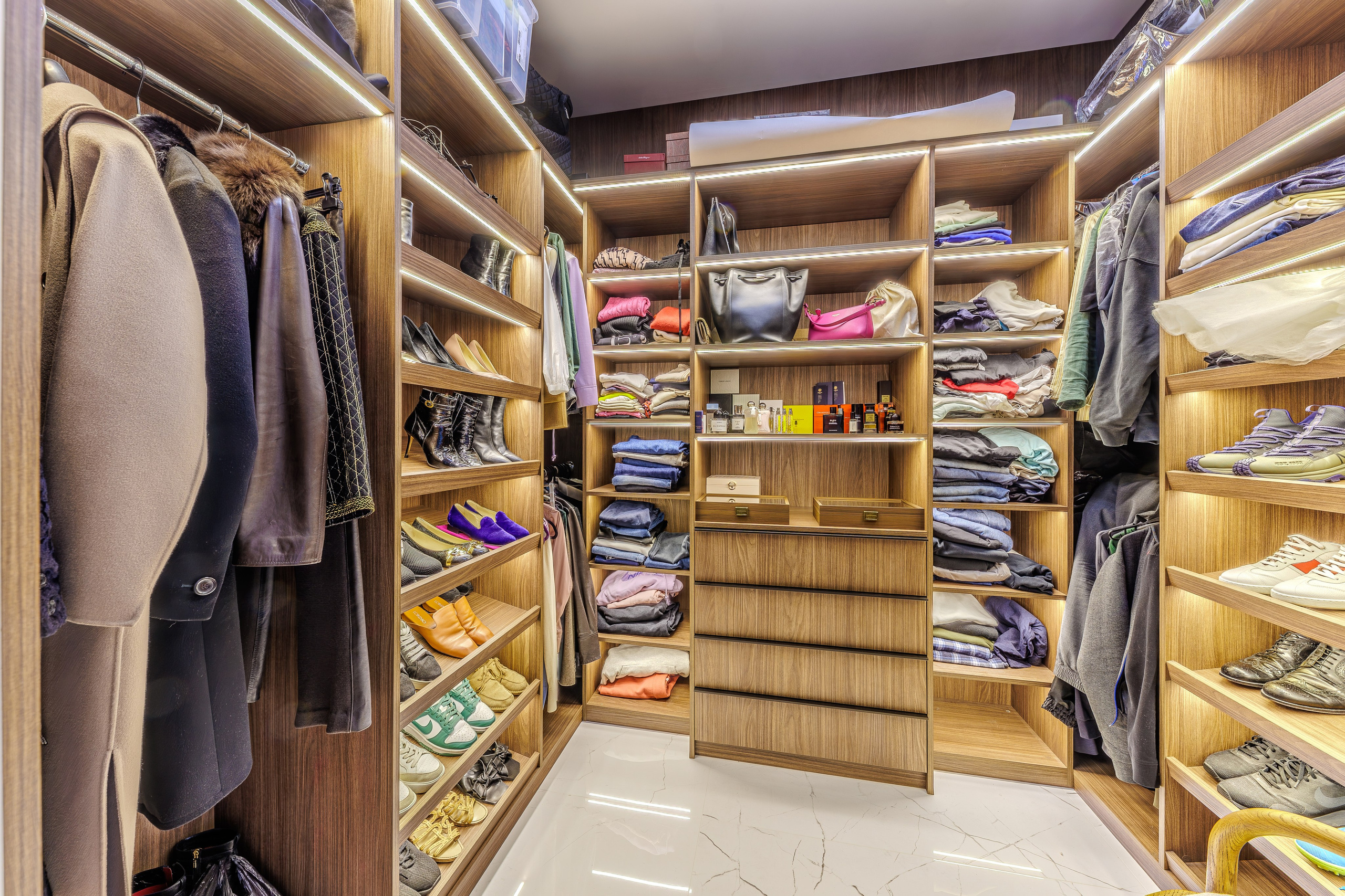 Ратомская 28. Профессиональный интерьерный и репортажный фотограф Минск и РБ. Максим Орлов