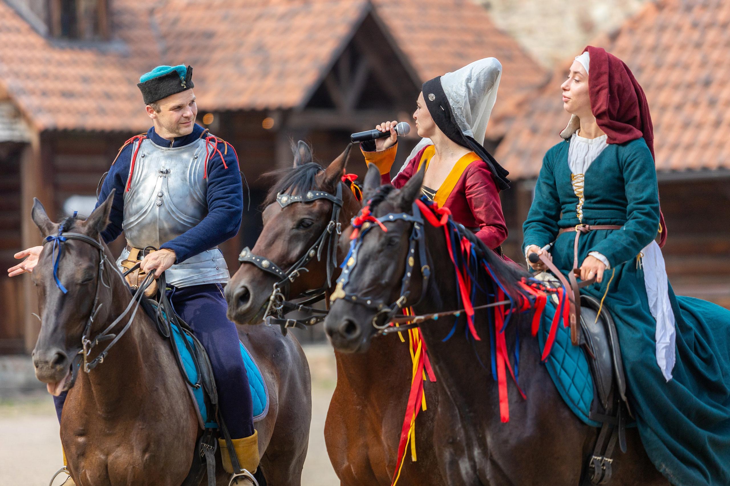 Выступление «Золотой шпоры» на празднике города Лиды. Профессиональный интерьерный и репортажный фотограф Минск и РБ. Максим Орлов