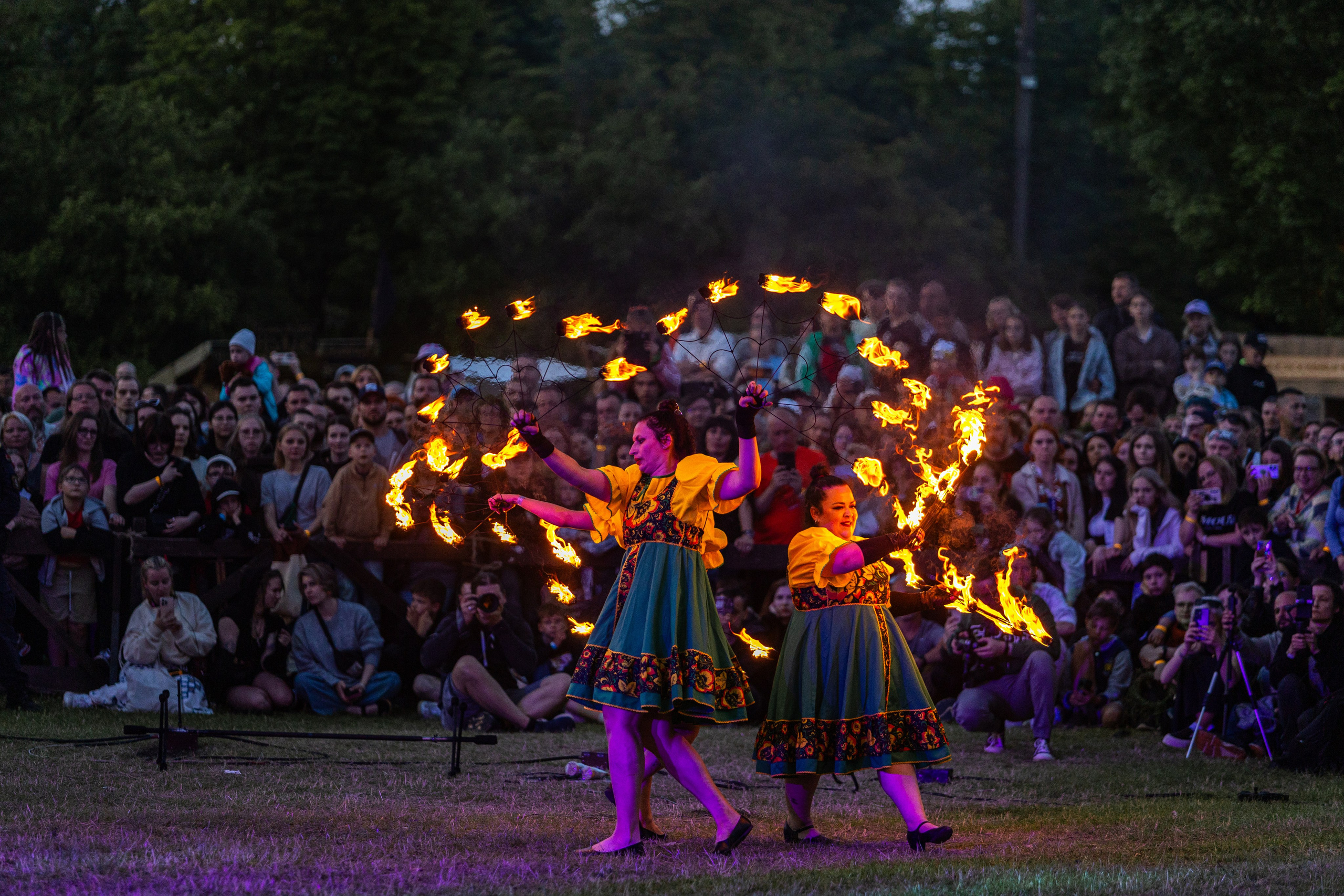 Свята сонца. Профессиональный интерьерный и репортажный фотограф Минск и РБ. Максим Орлов